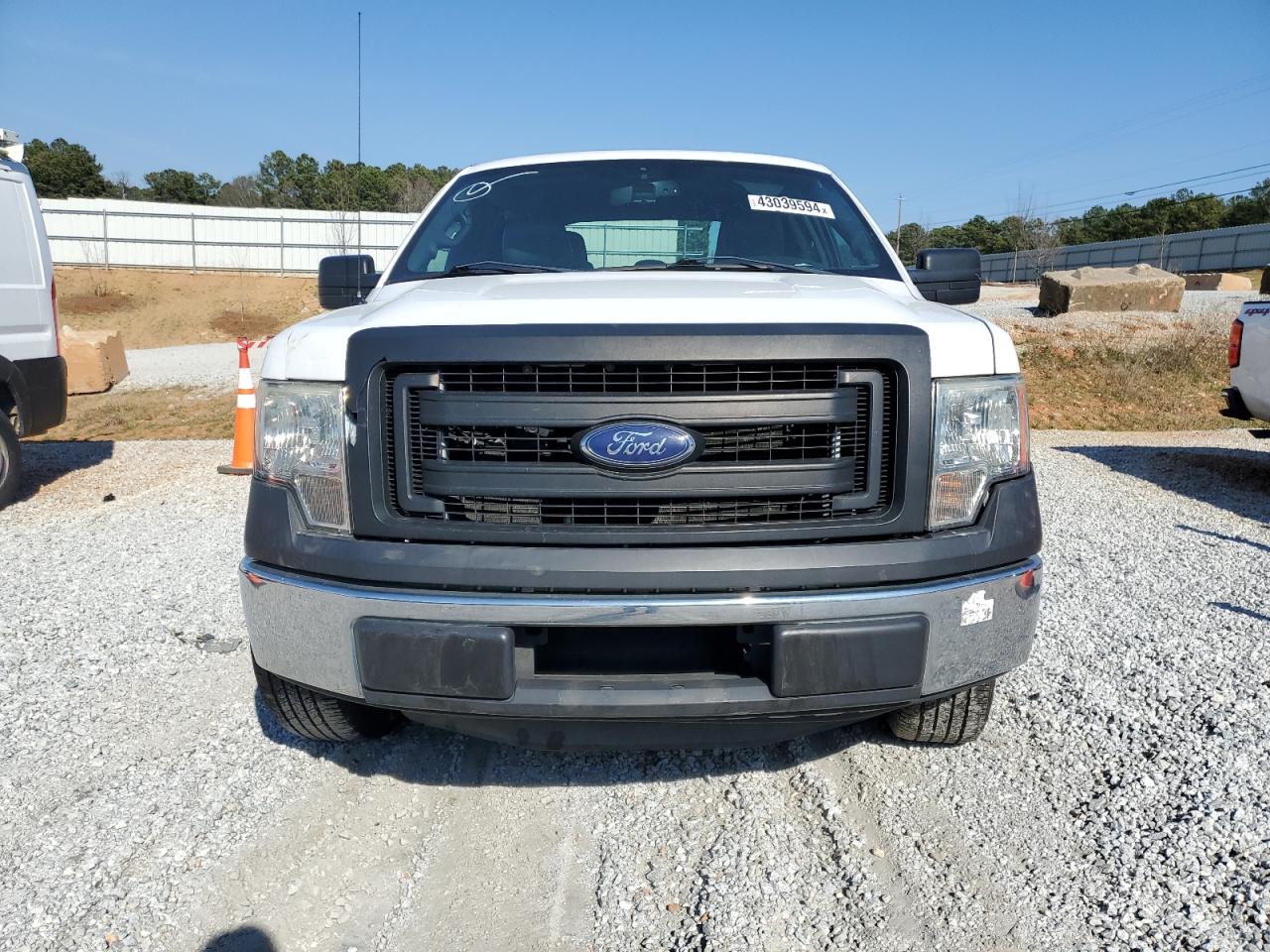 Photo 4 VIN: 1FTFX1CF8EKG53229 - FORD F-150 