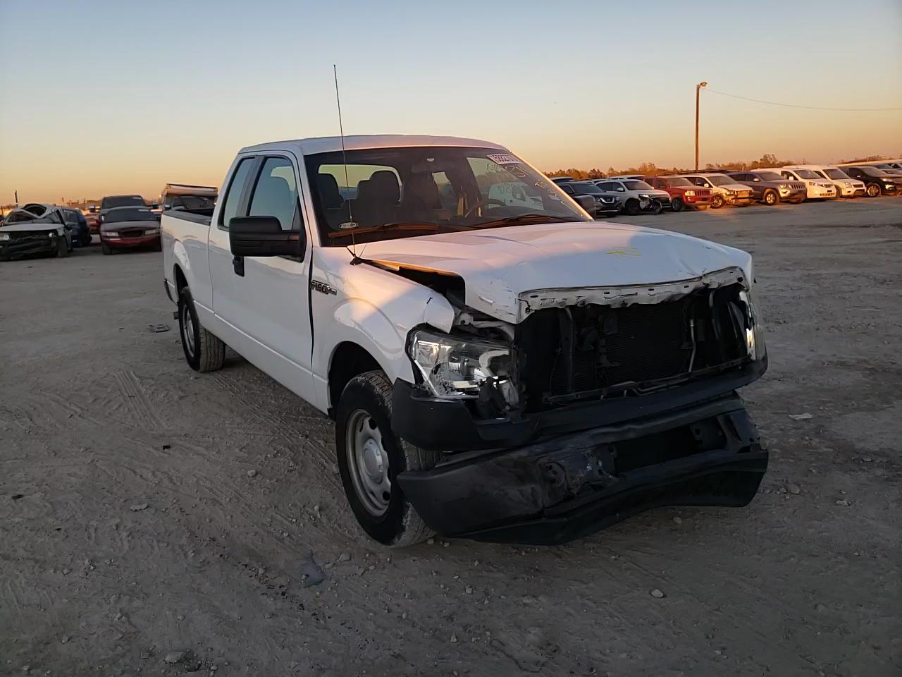 Photo 10 VIN: 1FTFX1CF9DKE34911 - FORD F150 SUPER 