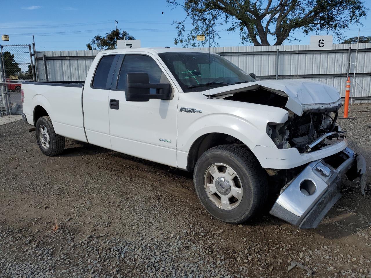 Photo 3 VIN: 1FTFX1CT3DKF66729 - FORD F-150 