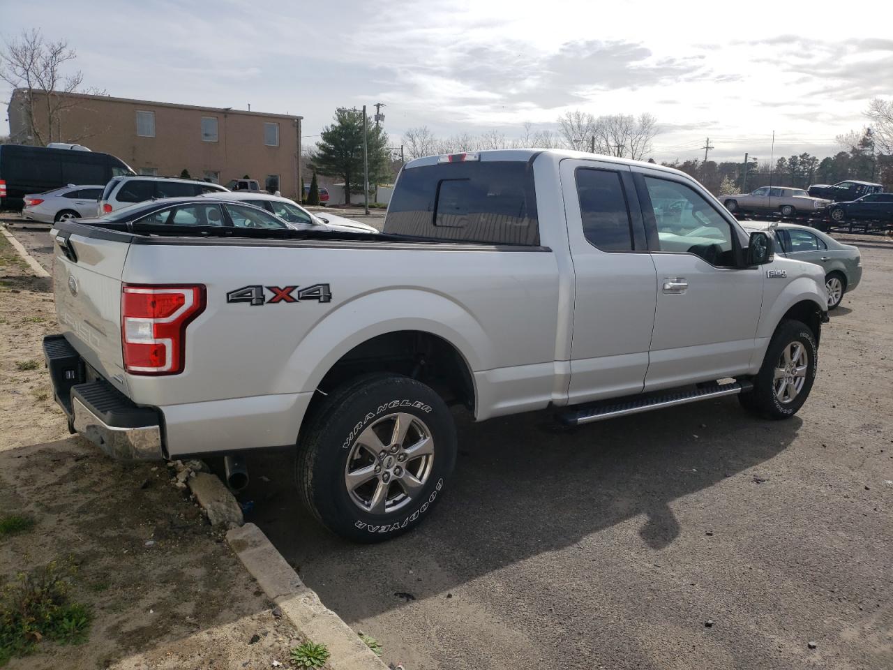 Photo 2 VIN: 1FTFX1E45KKD41926 - FORD F-150 