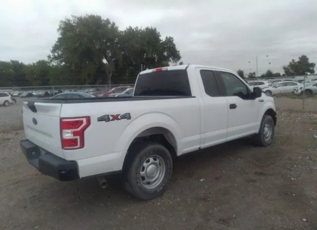 Photo 3 VIN: 1FTFX1E51JKF17779 - FORD F-150 