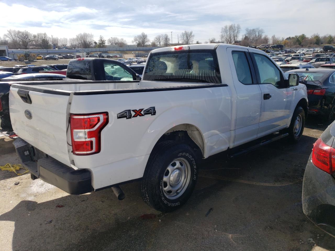 Photo 2 VIN: 1FTFX1E51LKF18949 - FORD F-150 