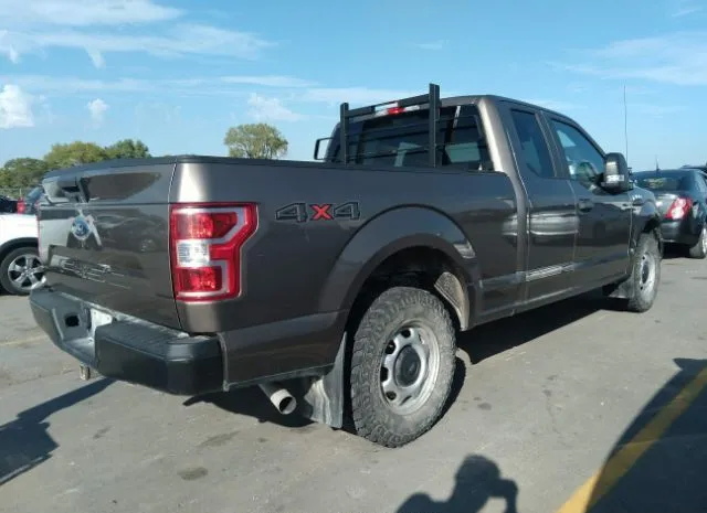 Photo 3 VIN: 1FTFX1E55JKE25204 - FORD F-150 