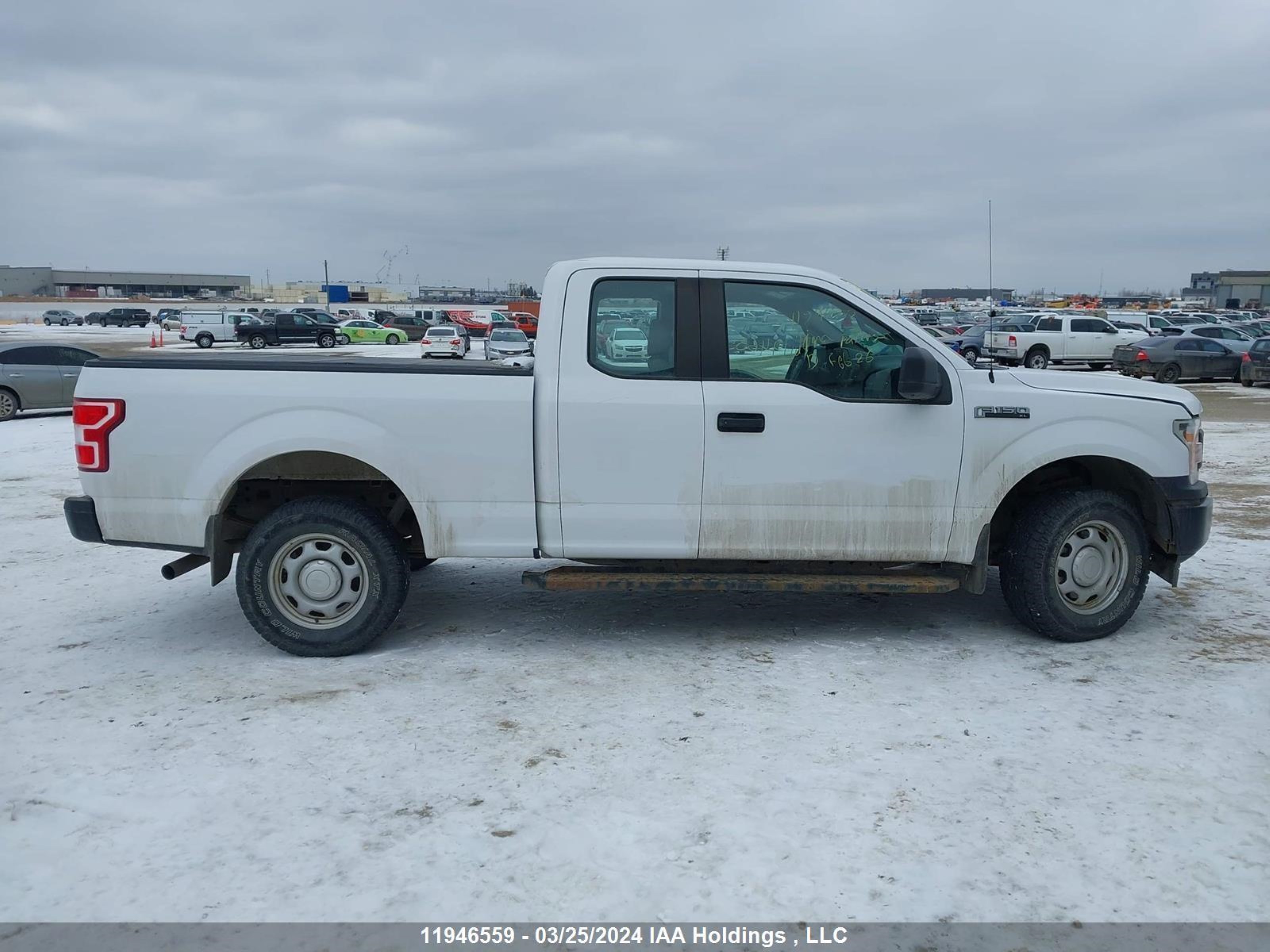 Photo 16 VIN: 1FTFX1E55JKF09460 - FORD F-150 