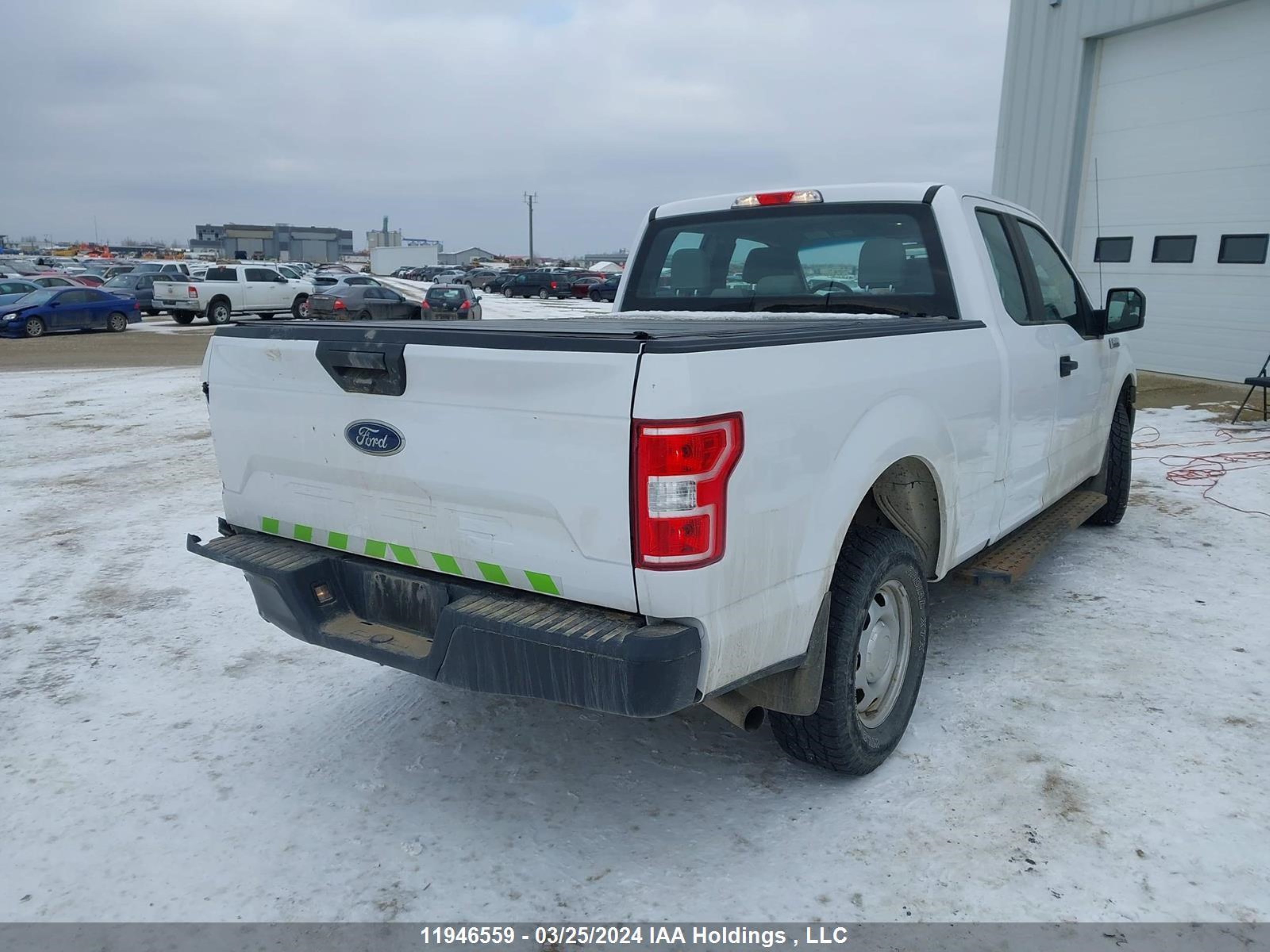 Photo 3 VIN: 1FTFX1E55JKF09460 - FORD F-150 