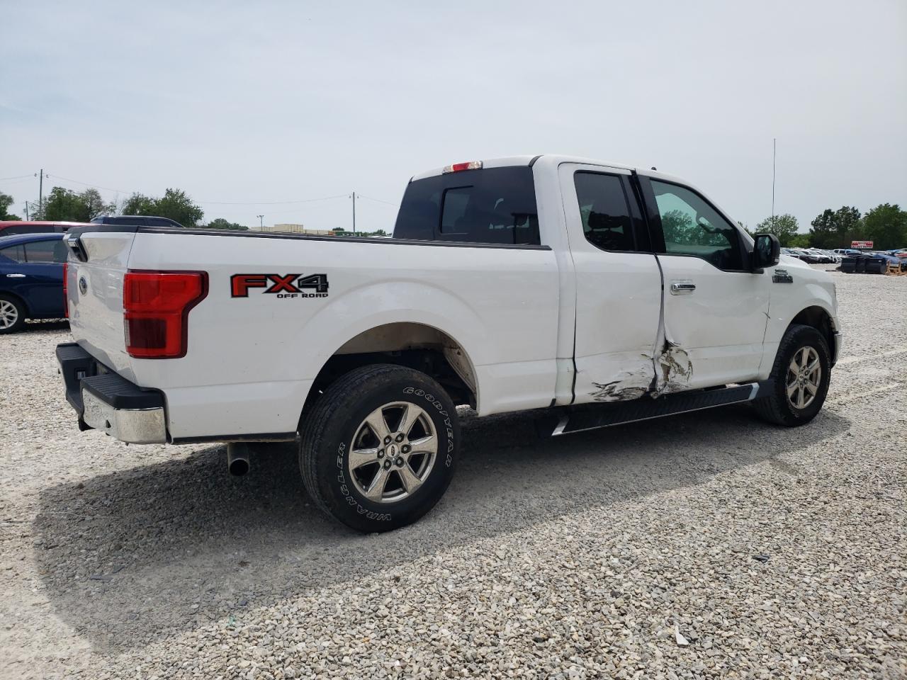 Photo 2 VIN: 1FTFX1E57KKE62837 - FORD F-150 