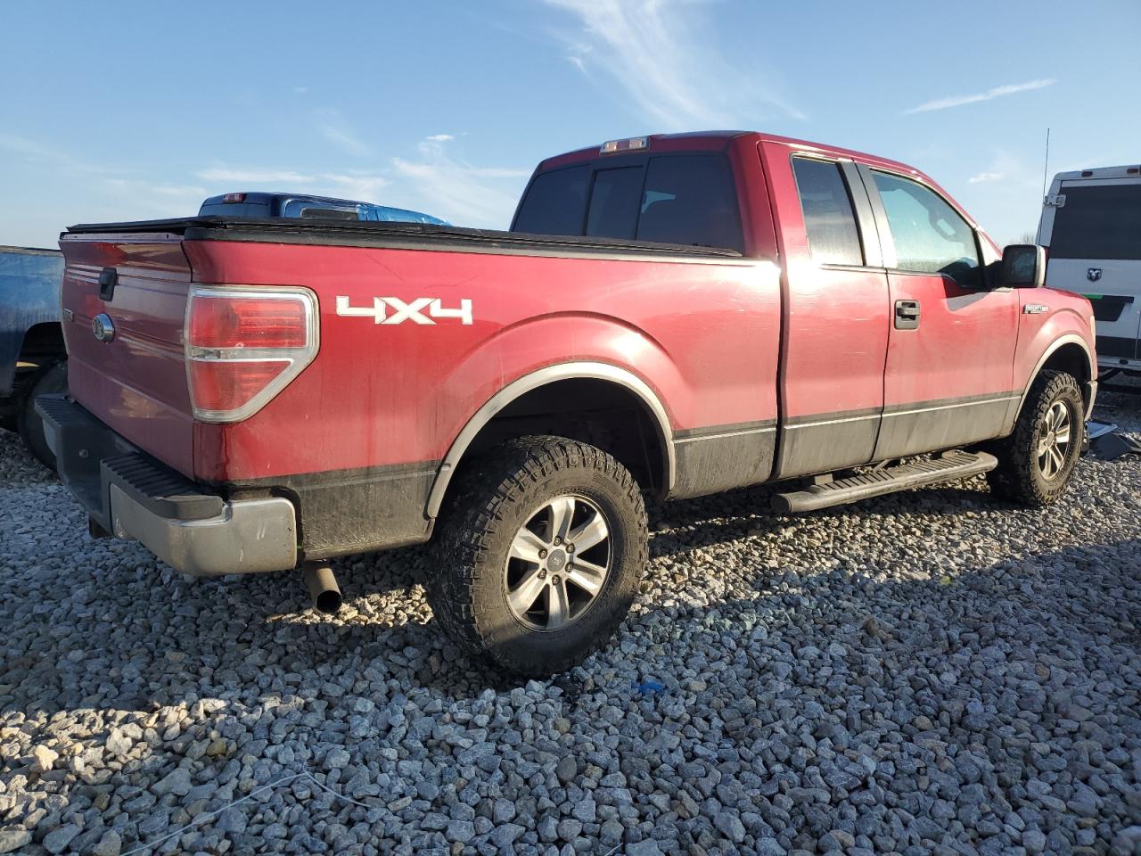 Photo 2 VIN: 1FTFX1EF3BFC96849 - FORD F-150 