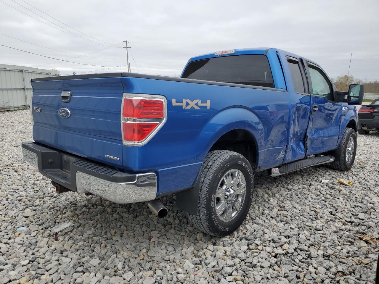 Photo 2 VIN: 1FTFX1EF4CFB08311 - FORD F-150 