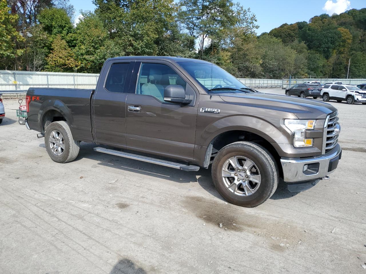 Photo 3 VIN: 1FTFX1EF4FFC89270 - FORD F-150 