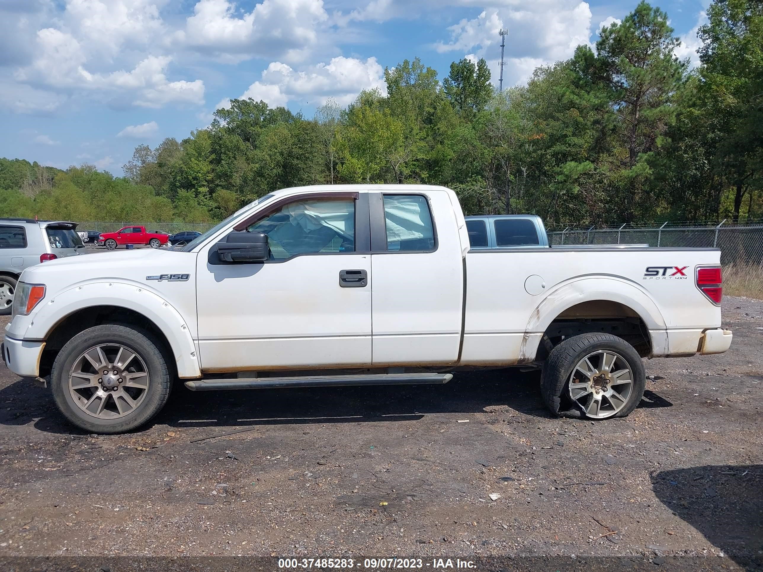 Photo 13 VIN: 1FTFX1EF7EKE42648 - FORD F-150 