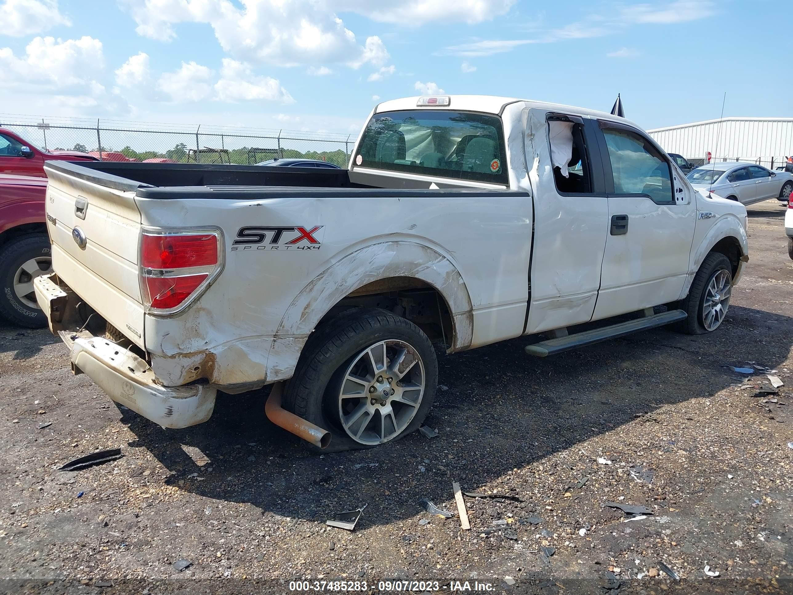 Photo 3 VIN: 1FTFX1EF7EKE42648 - FORD F-150 