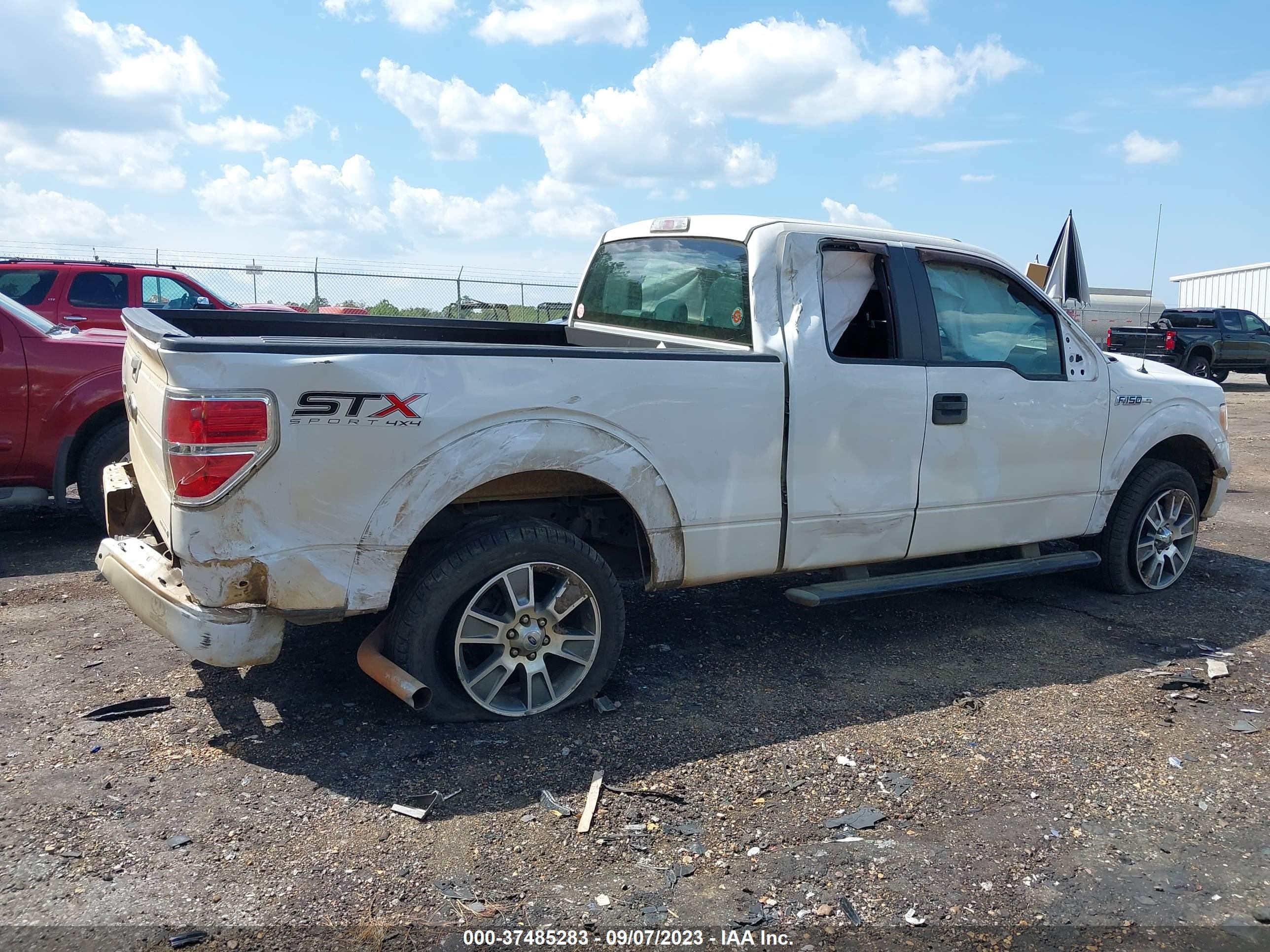 Photo 5 VIN: 1FTFX1EF7EKE42648 - FORD F-150 