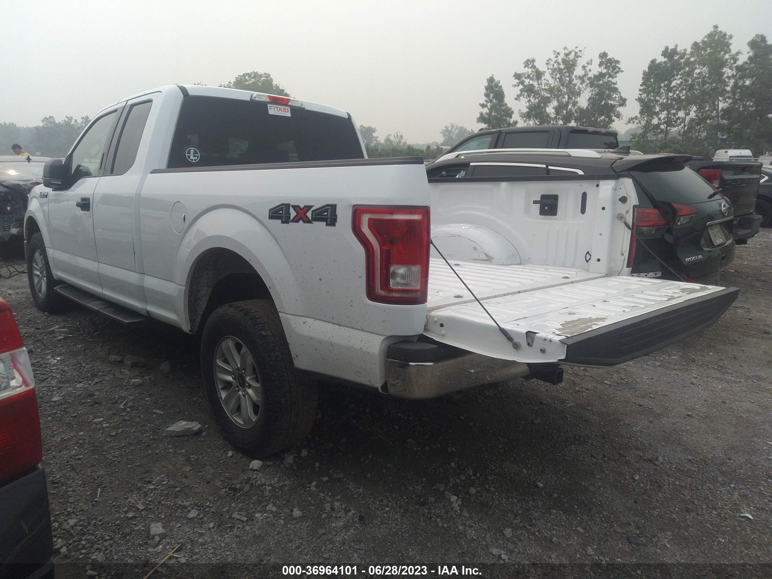 Photo 2 VIN: 1FTFX1EF7HKC47122 - FORD F-150 