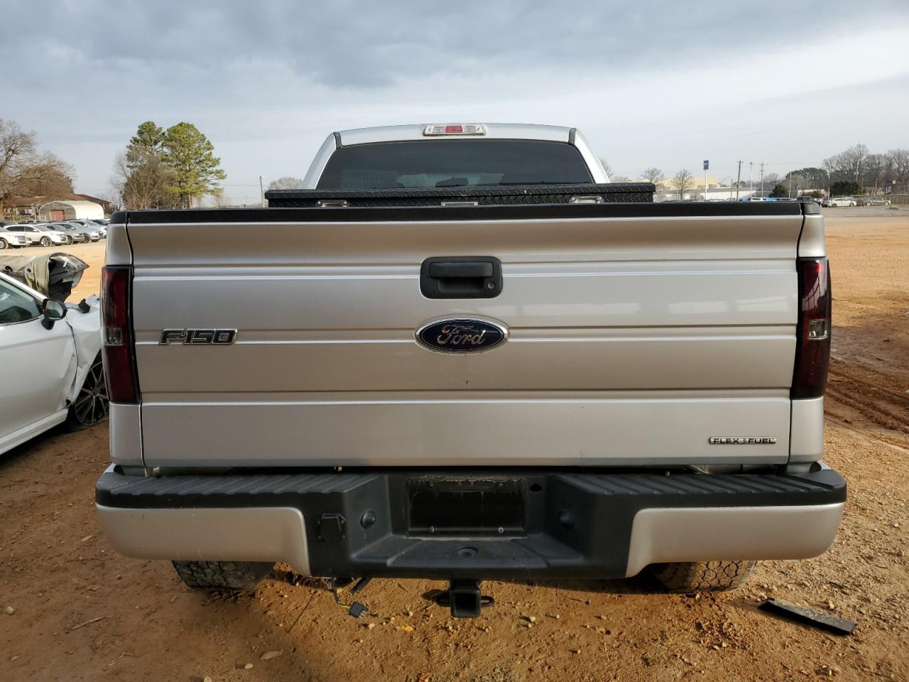 Photo 5 VIN: 1FTFX1EF9EFB15838 - FORD F-150 