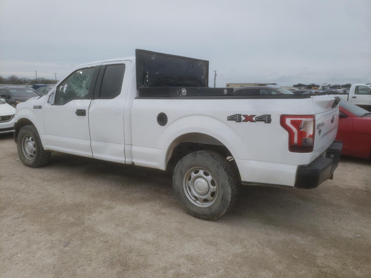 Photo 1 VIN: 1FTFX1EF9GKE61639 - FORD F-150 