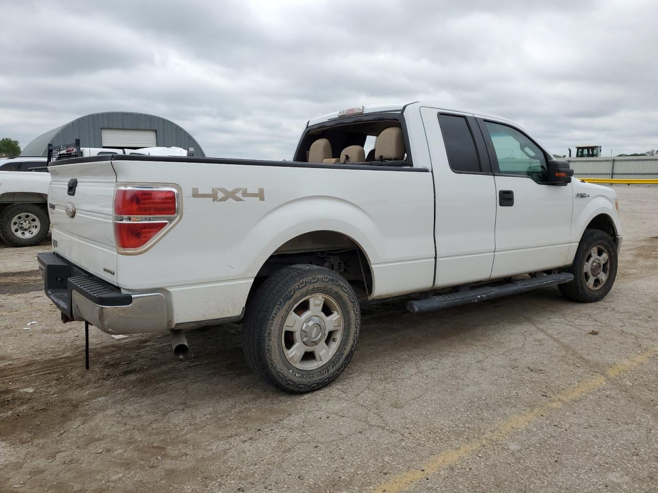 Photo 2 VIN: 1FTFX1EFXBFB66776 - FORD F-150 