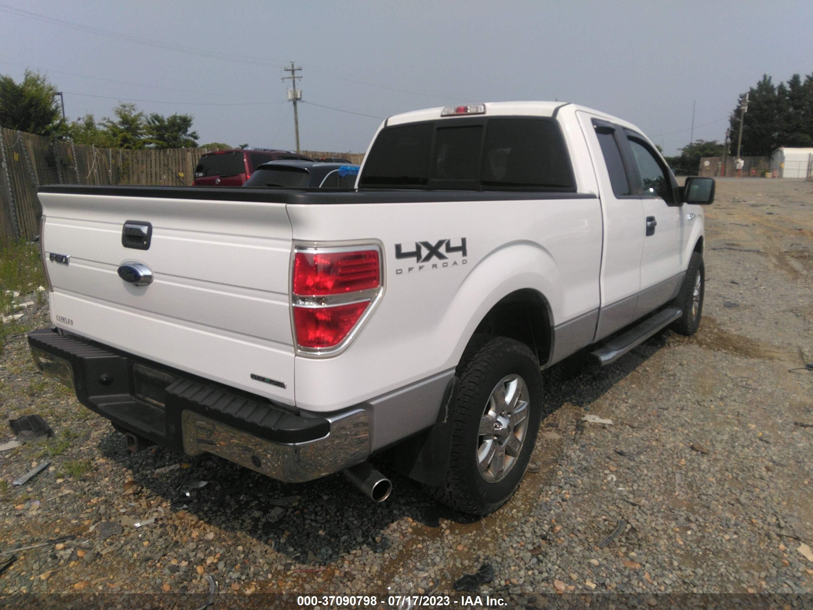 Photo 3 VIN: 1FTFX1EFXEKF33512 - FORD F-150 