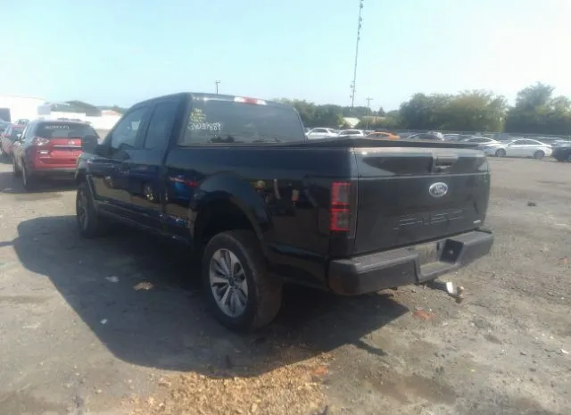 Photo 2 VIN: 1FTFX1EG9JFC52703 - FORD F-150 