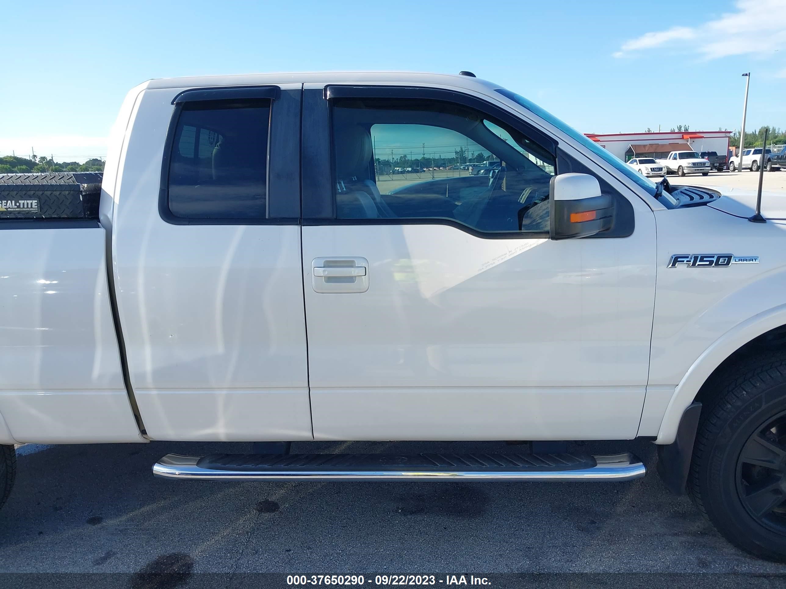 Photo 12 VIN: 1FTFX1EV4AFC33006 - FORD F-150 