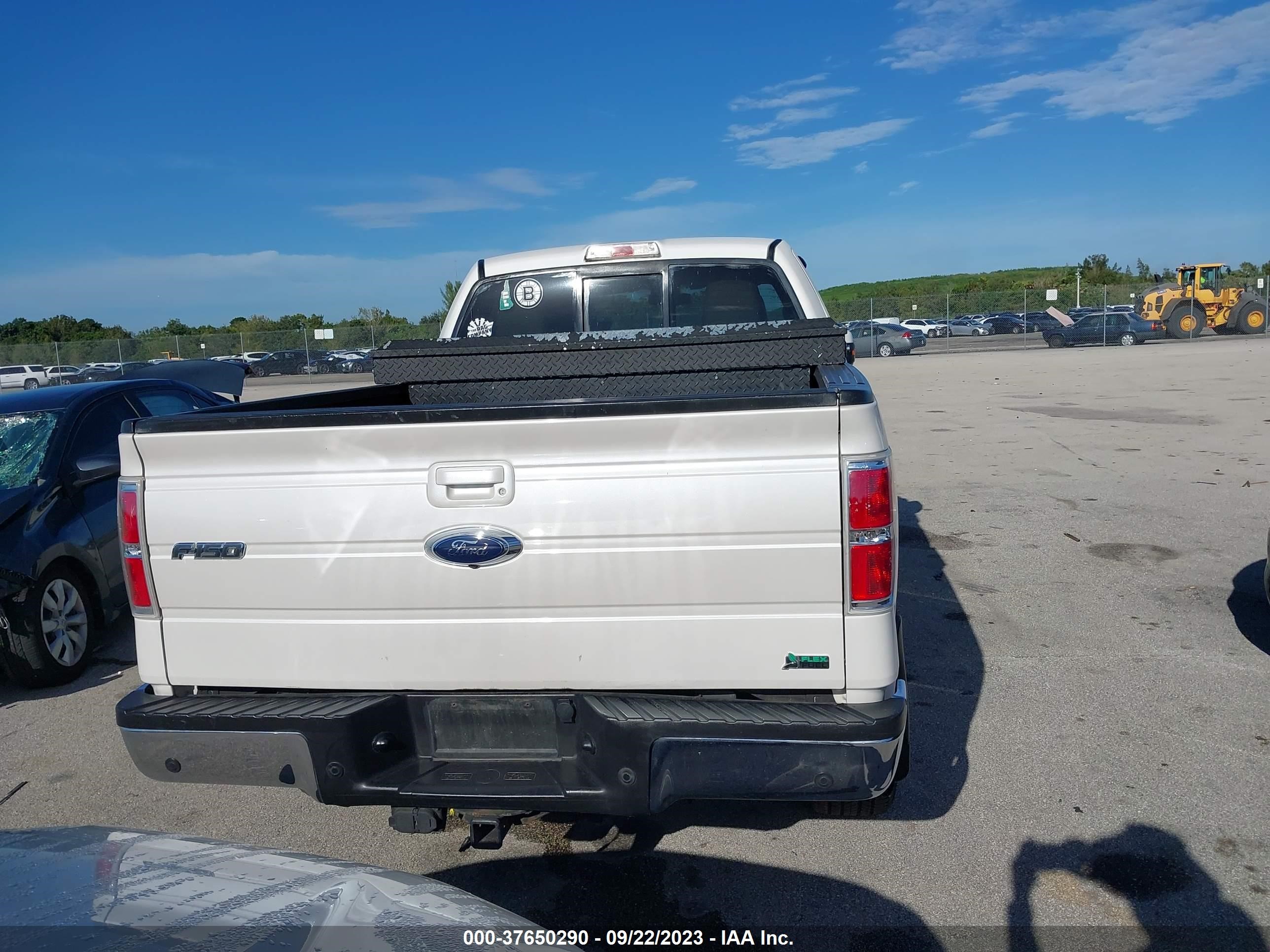 Photo 15 VIN: 1FTFX1EV4AFC33006 - FORD F-150 