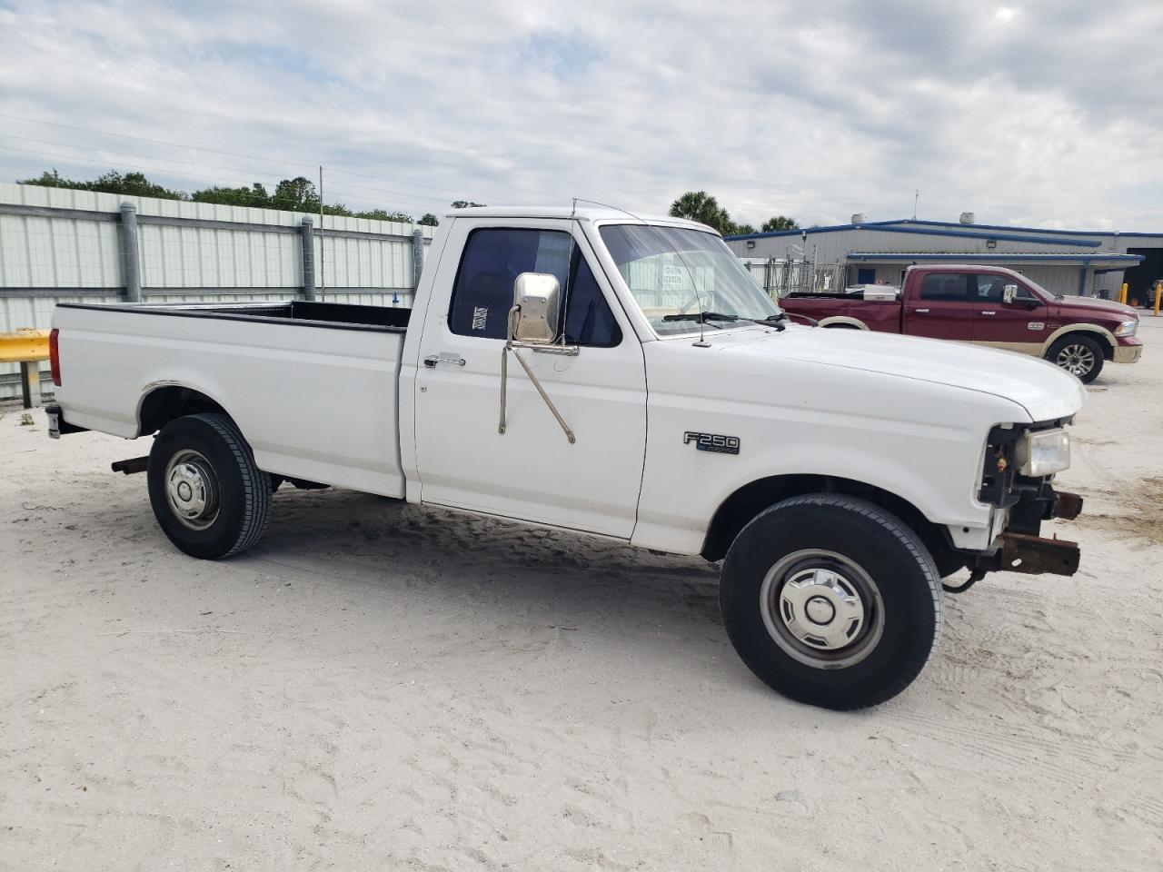 Photo 3 VIN: 1FTHF25H5SNA92109 - FORD F250 