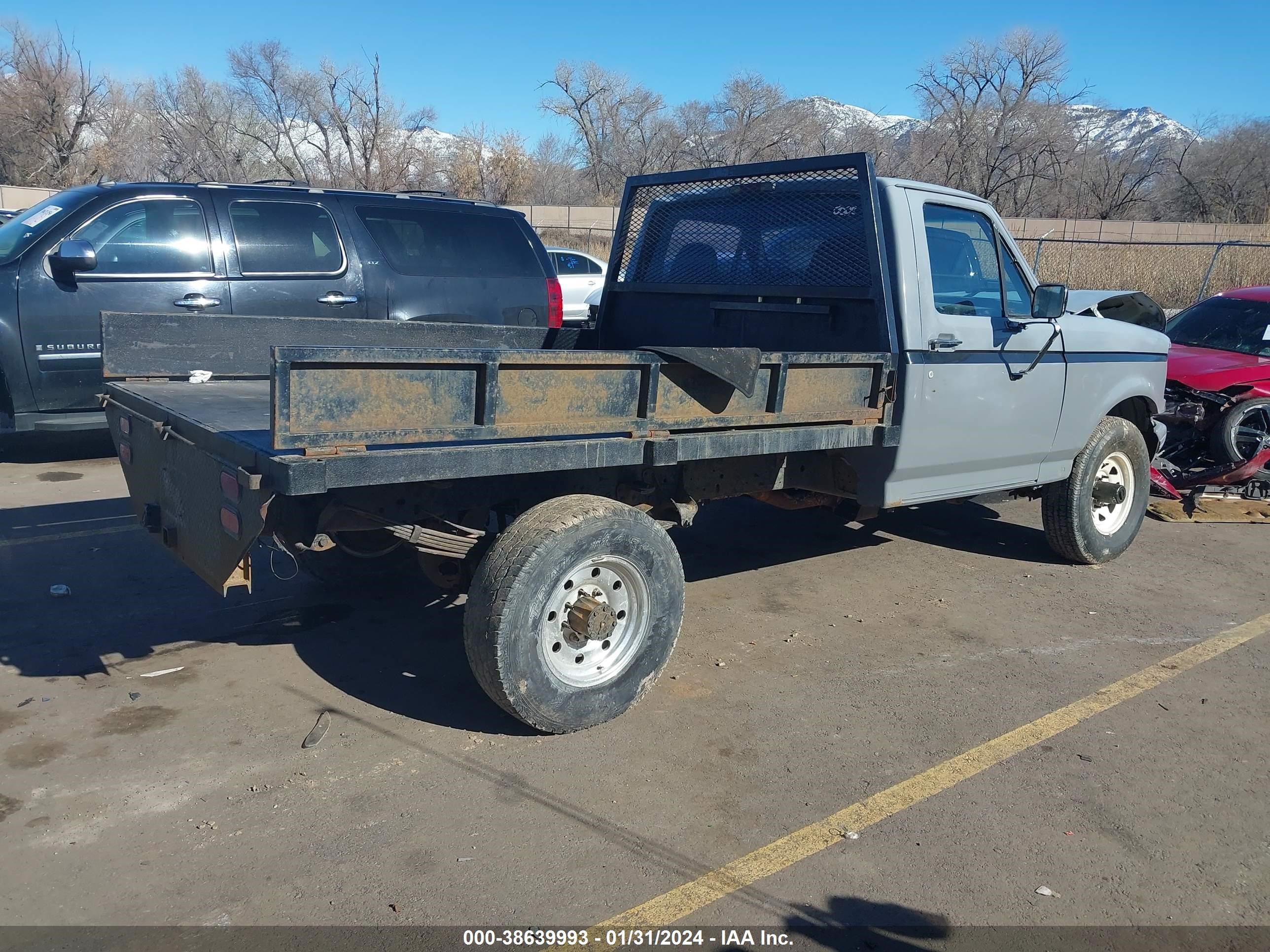 Photo 3 VIN: 1FTHF26G0SNA87728 - FORD F250 