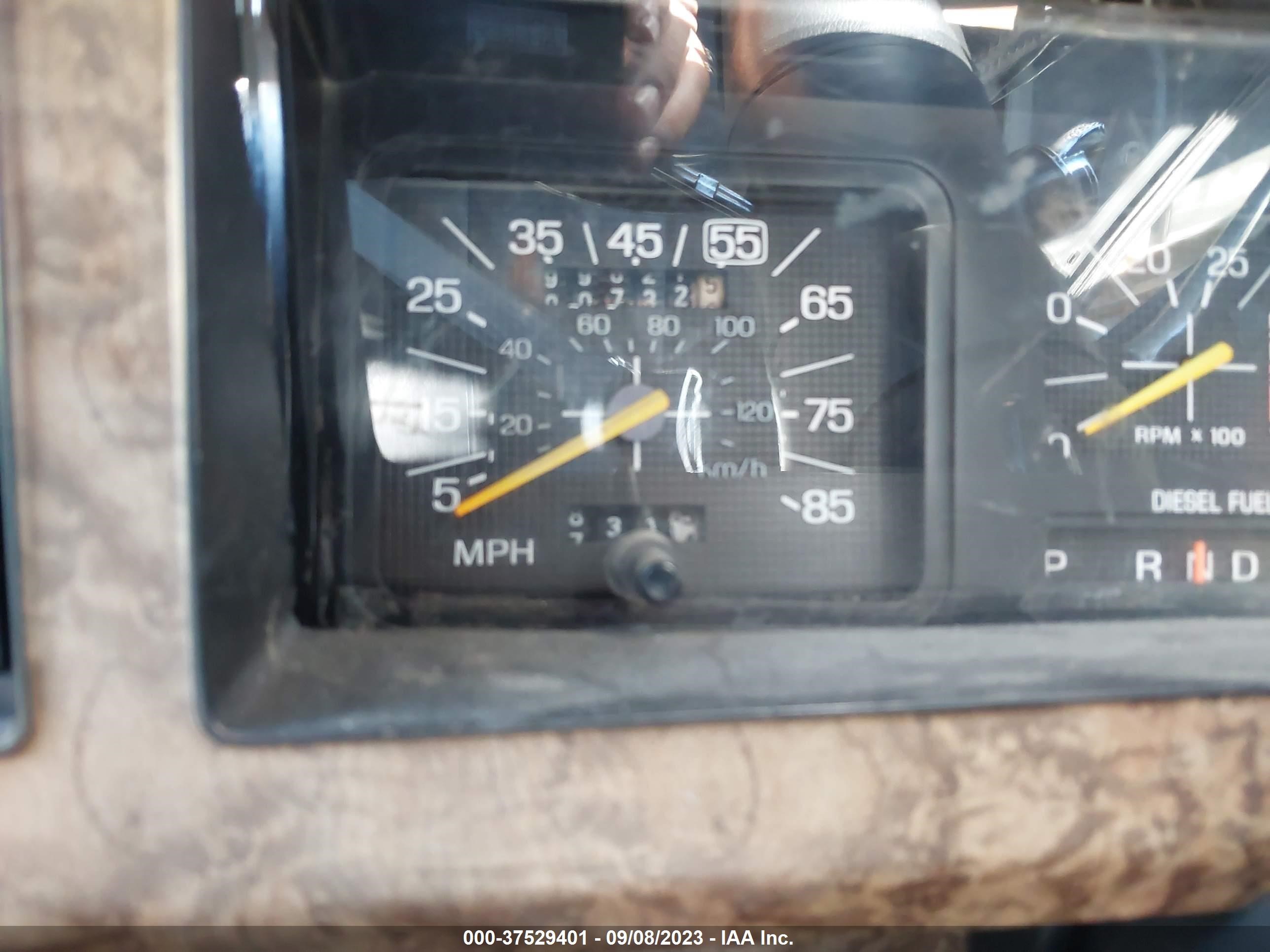 Photo 6 VIN: 1FTHF3619GPB45249 - FORD F350 