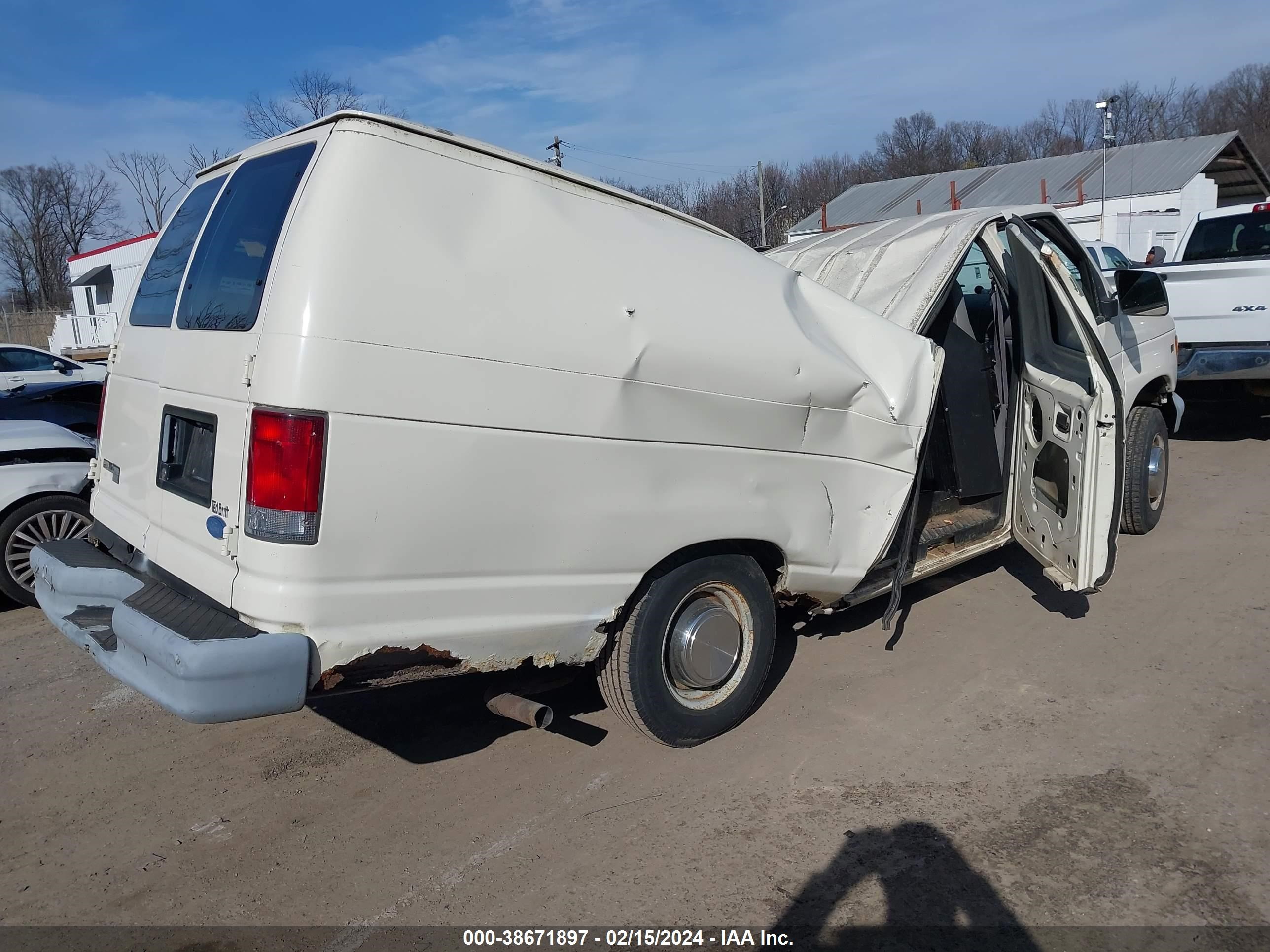 Photo 3 VIN: 1FTHS24L1VHB33310 - FORD ECONOLINE 