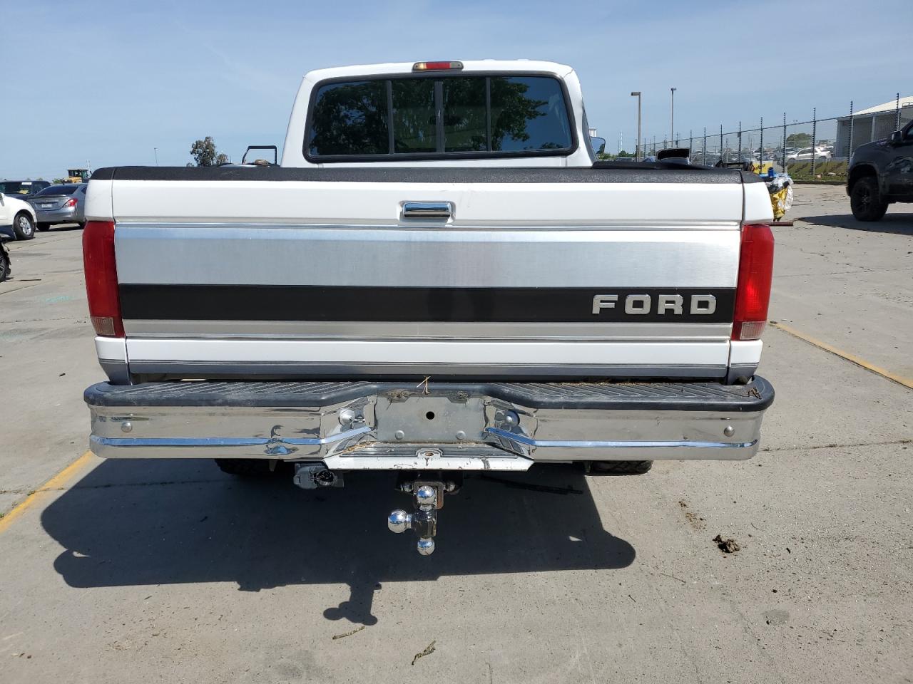 Photo 5 VIN: 1FTHW26G6TEB58528 - FORD F250 