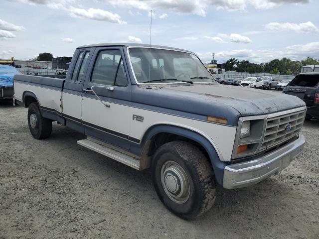 Photo 3 VIN: 1FTHX2518GKB48407 - FORD F250 