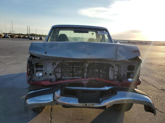 Photo 4 VIN: 1FTHX25F1SKB38984 - FORD F250 