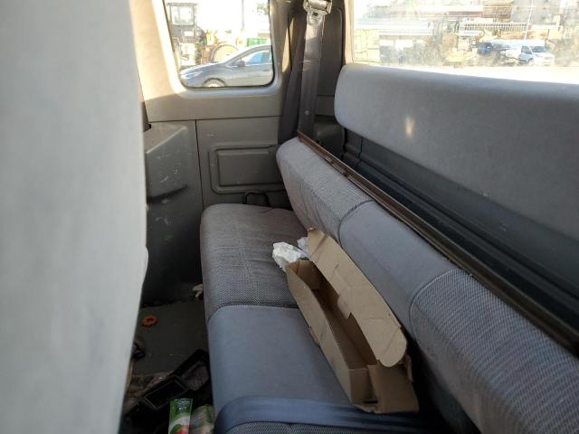 Photo 9 VIN: 1FTHX25F1SKB38984 - FORD F250 