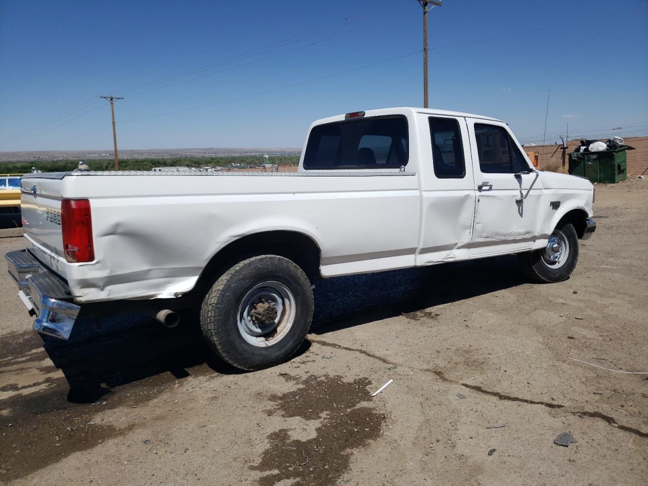 Photo 2 VIN: 1FTHX25F2SEA83329 - FORD F250 