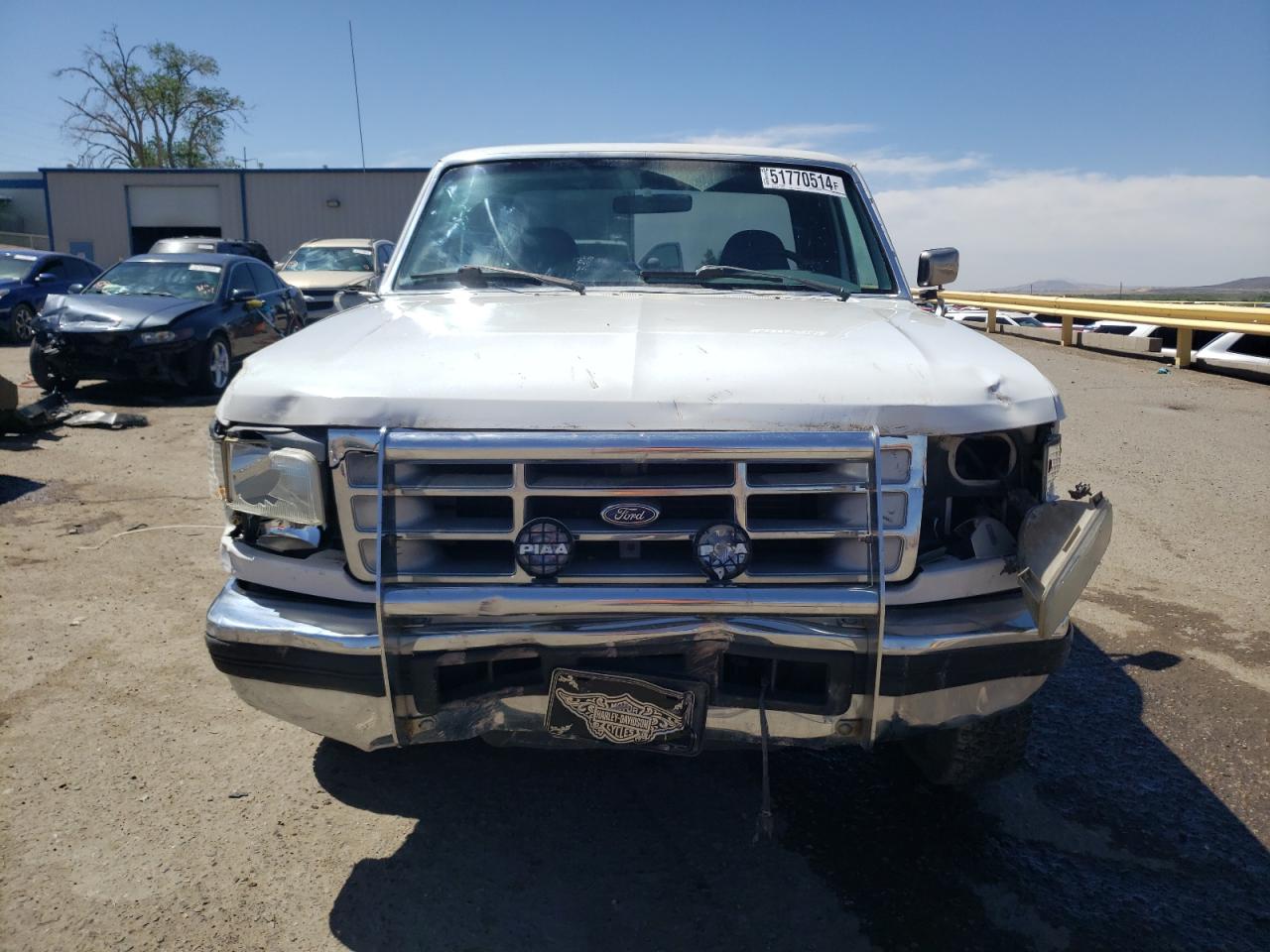 Photo 4 VIN: 1FTHX25F2SEA83329 - FORD F250 