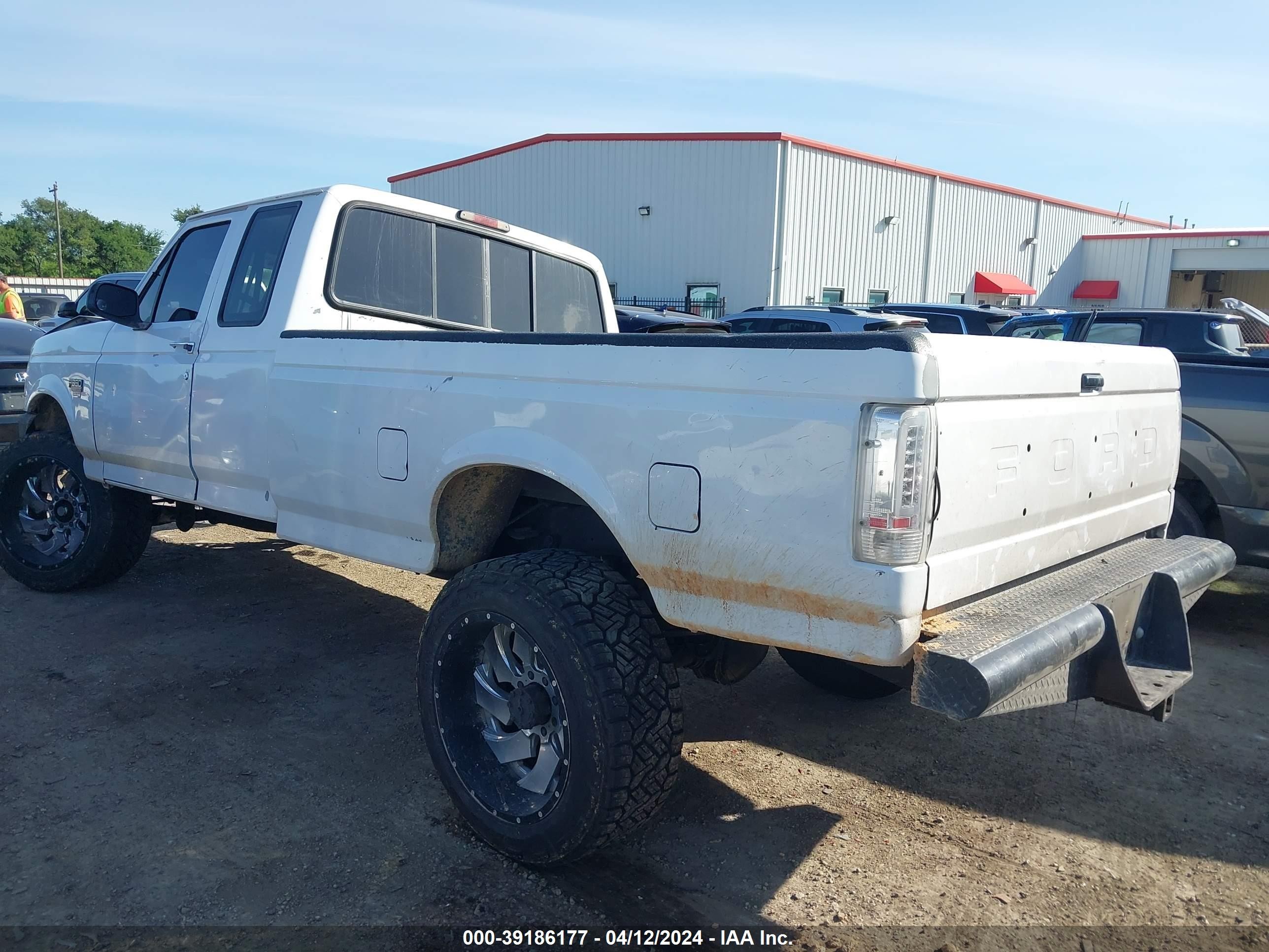 Photo 2 VIN: 1FTHX25F6TEA03547 - FORD F250 