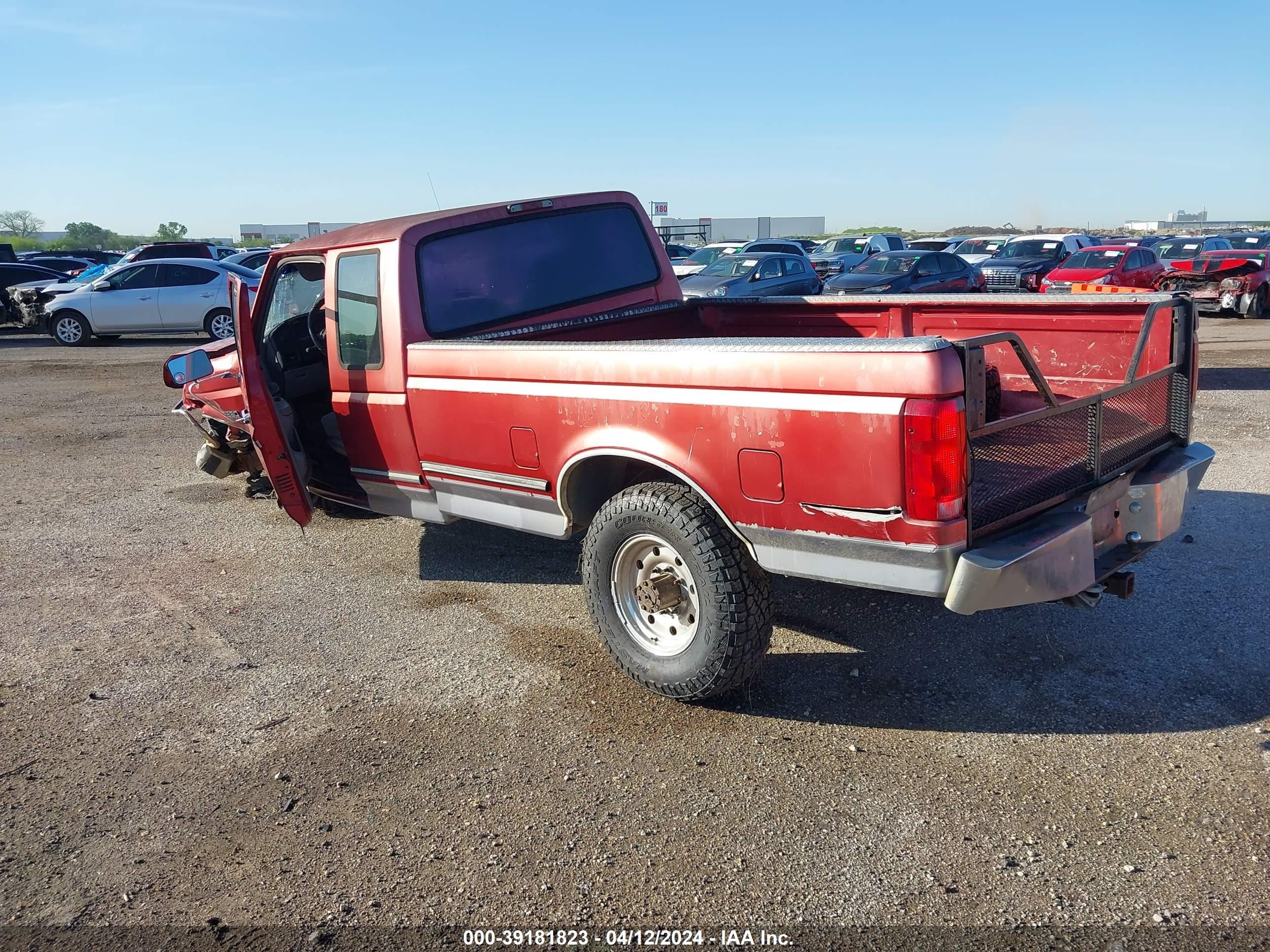 Photo 2 VIN: 1FTHX25F6VEB32262 - FORD F250 