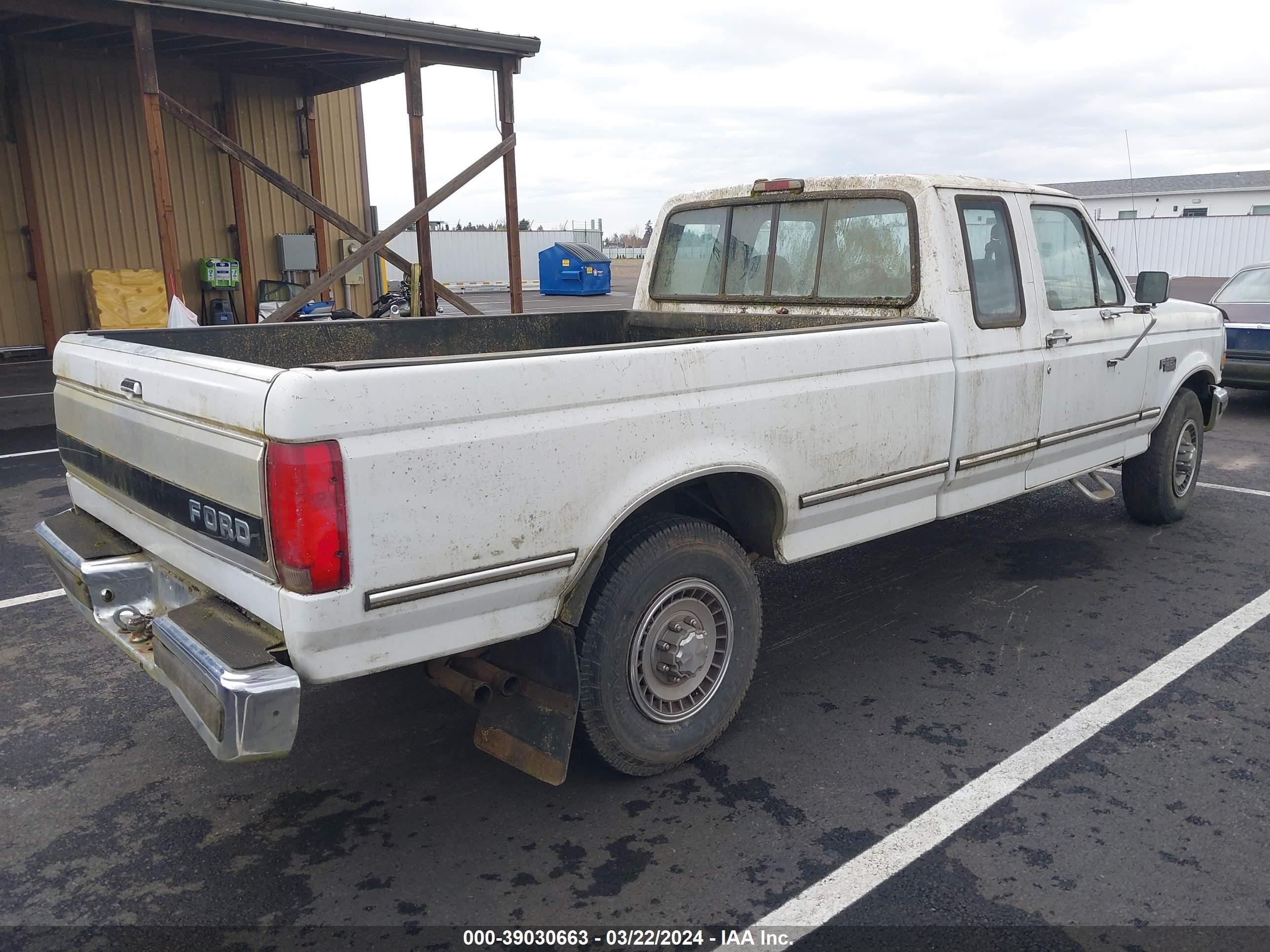 Photo 3 VIN: 1FTHX25G1RKA63352 - FORD F250 