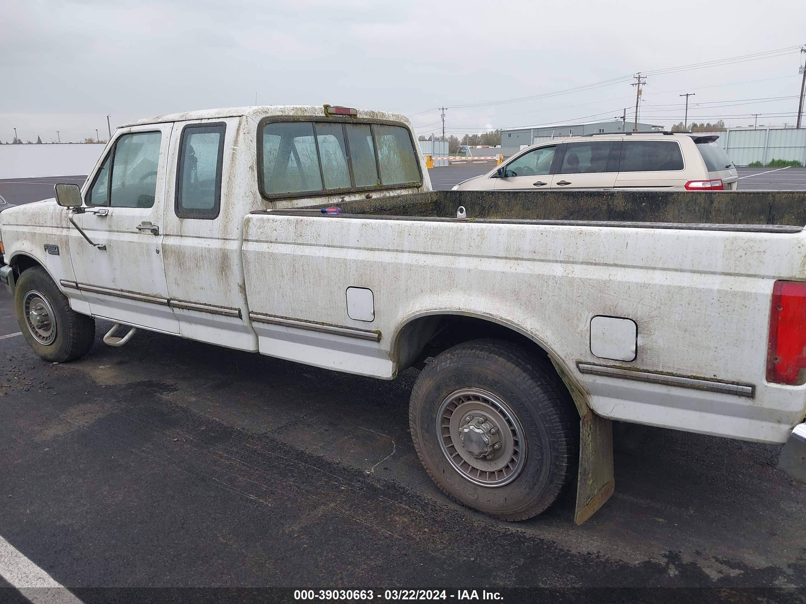 Photo 5 VIN: 1FTHX25G1RKA63352 - FORD F250 