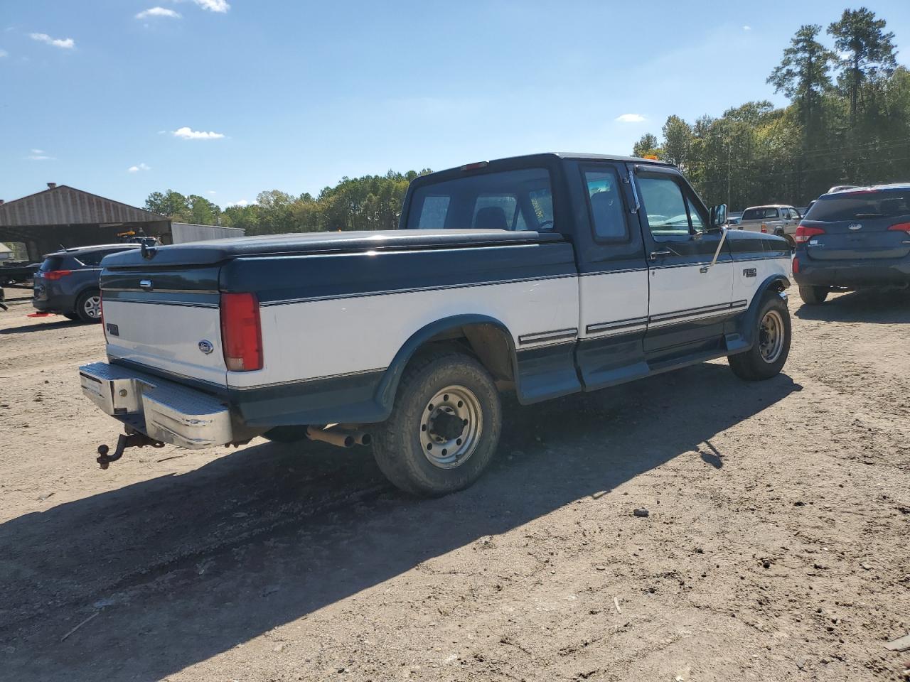 Photo 2 VIN: 1FTHX25G6VEB84368 - FORD F250 