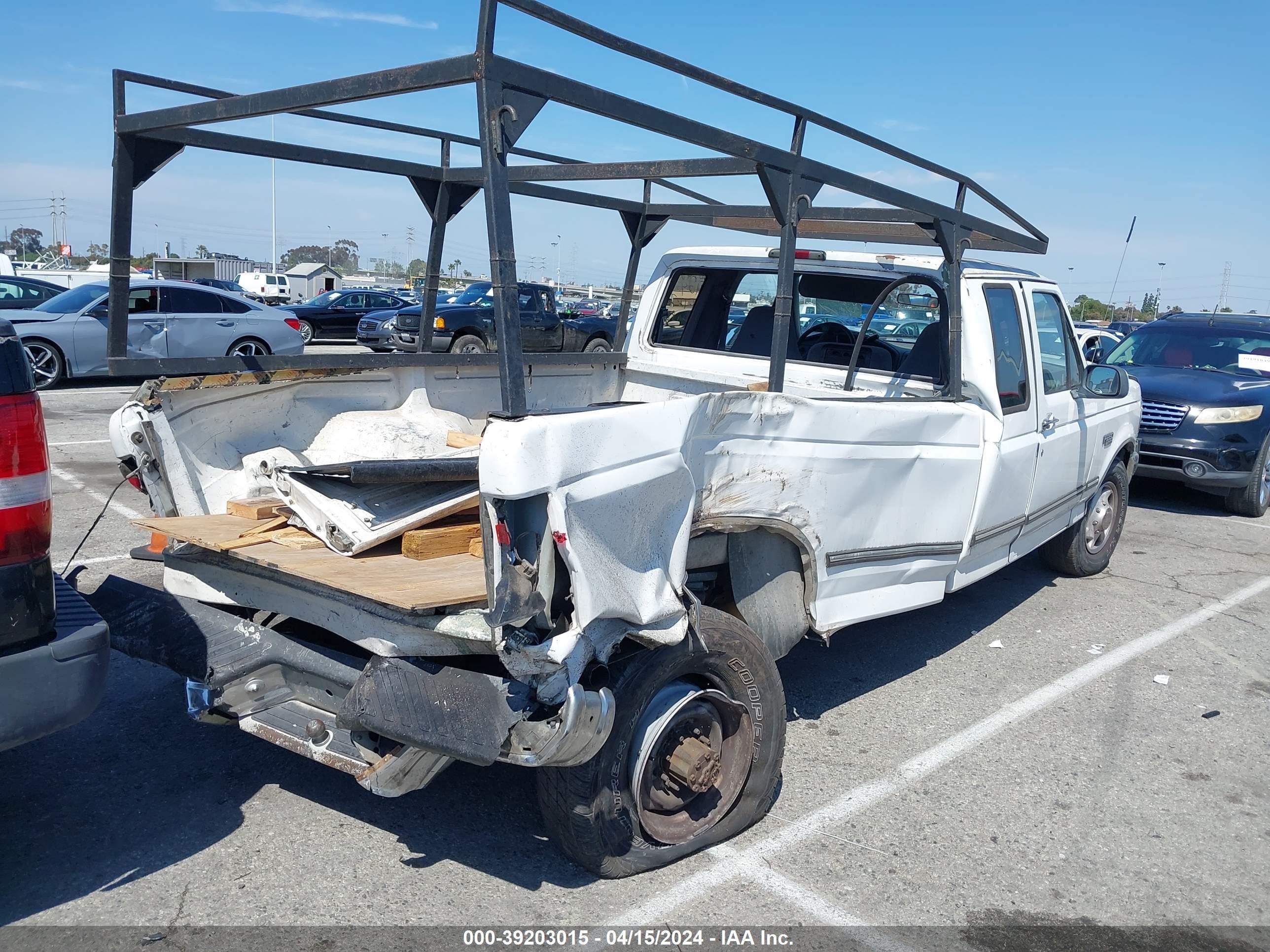 Photo 3 VIN: 1FTHX25G8TEA28880 - FORD F250 