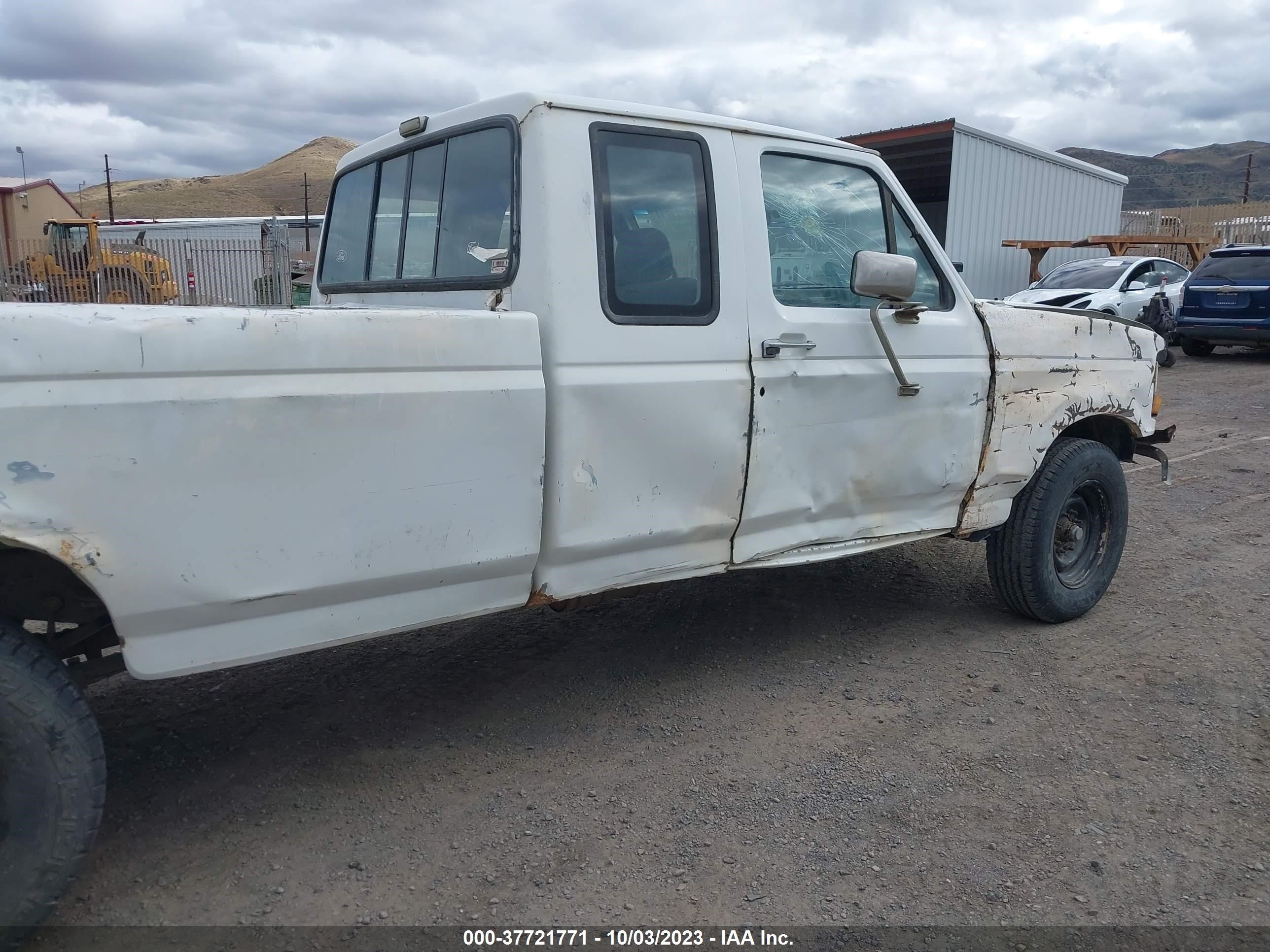 Photo 5 VIN: 1FTHX25H3NKA01907 - FORD F250 