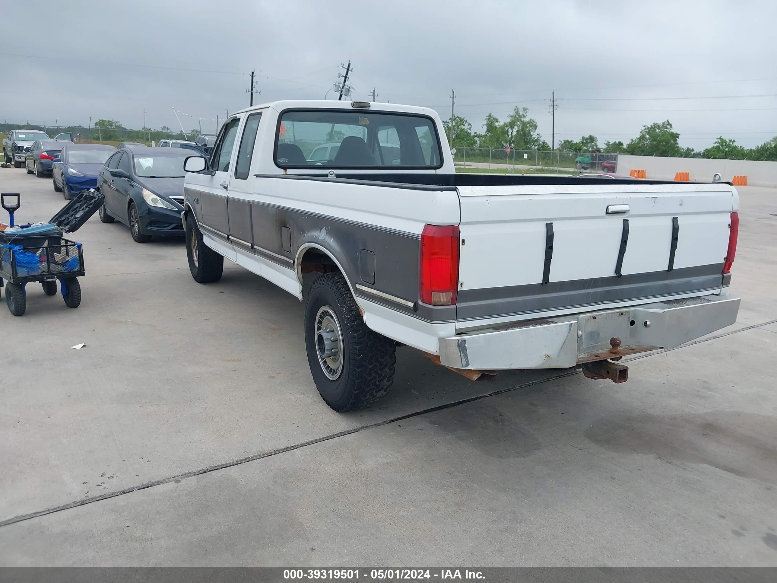 Photo 2 VIN: 1FTHX25H7PK800961 - FORD F250 