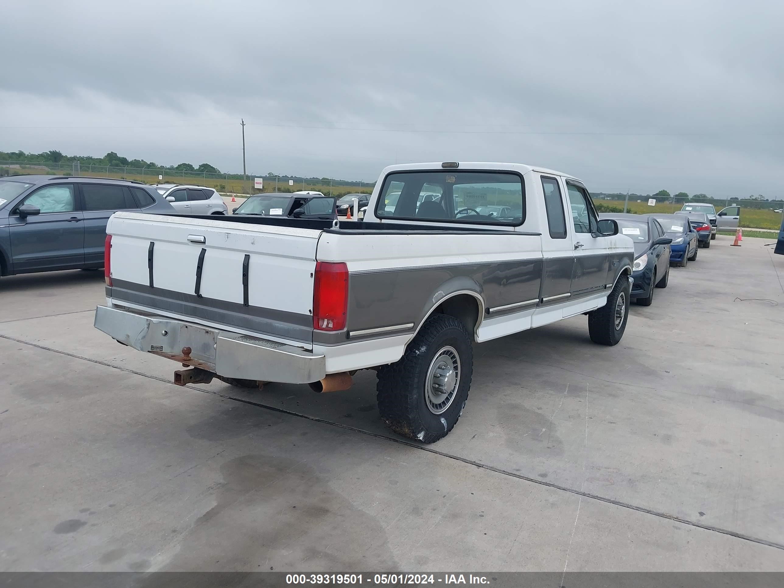 Photo 3 VIN: 1FTHX25H7PK800961 - FORD F250 