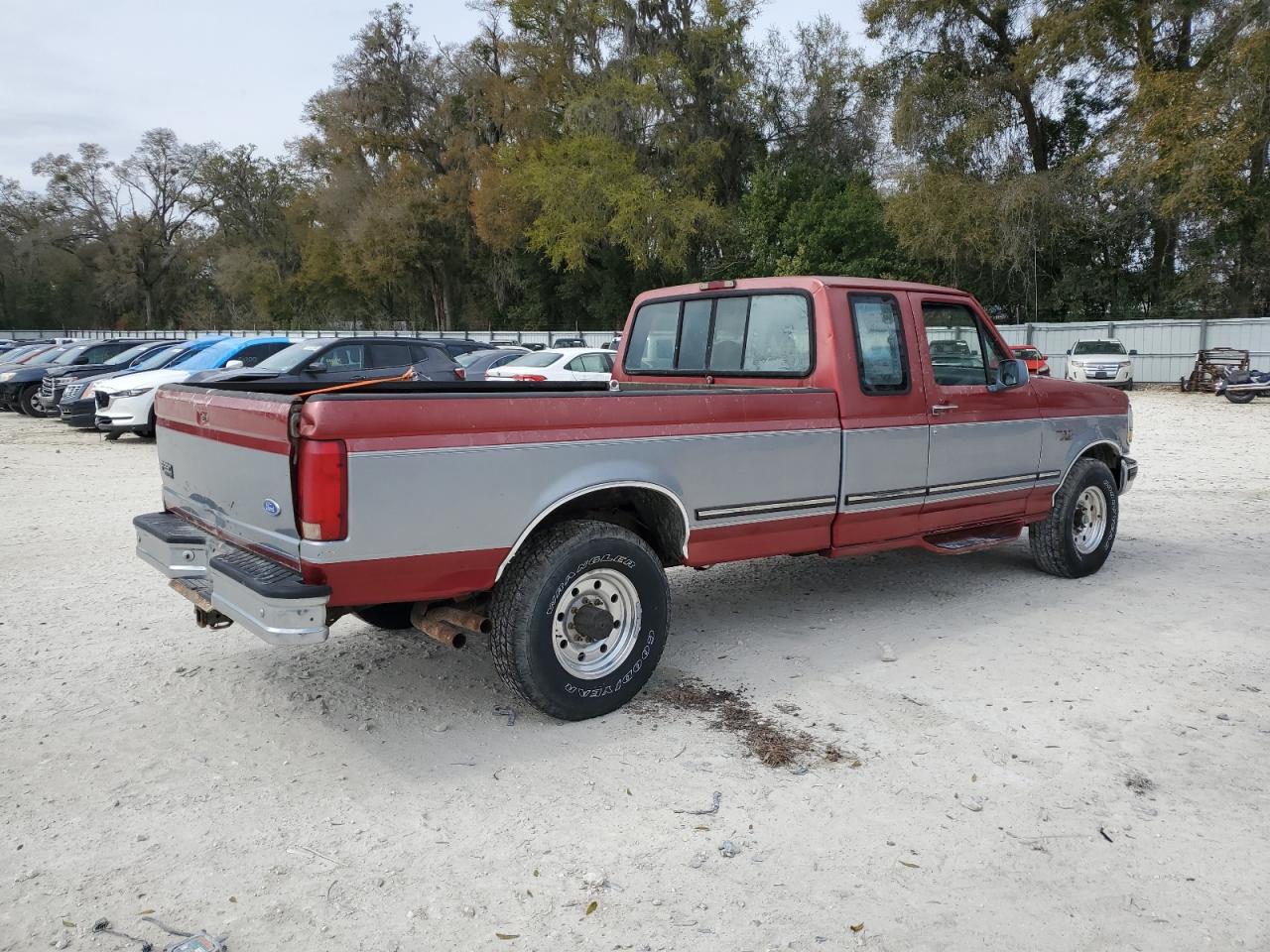 Photo 2 VIN: 1FTHX25HXVEB70403 - FORD F250 