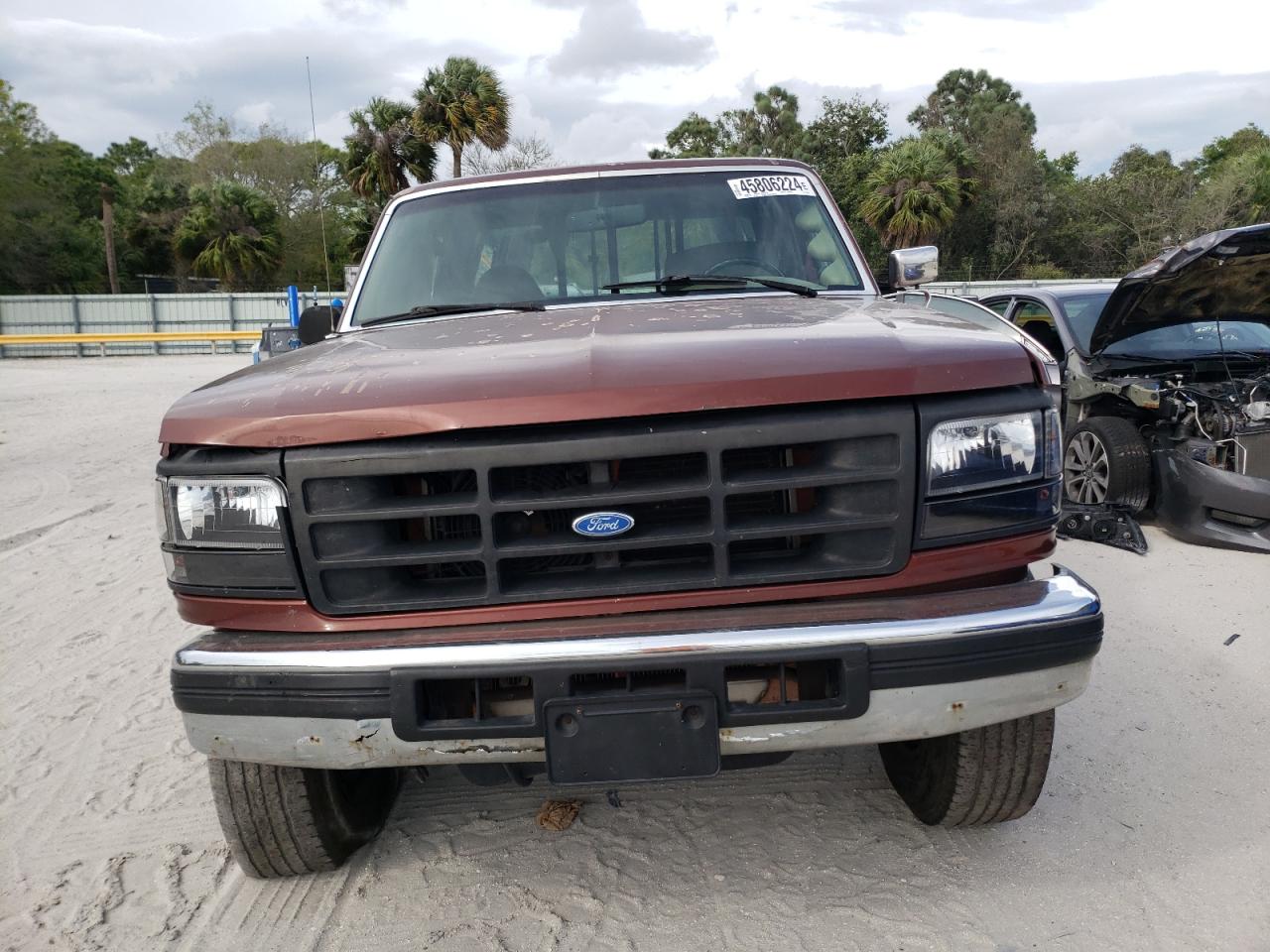 Photo 4 VIN: 1FTHX25K7RKB78686 - FORD F250 