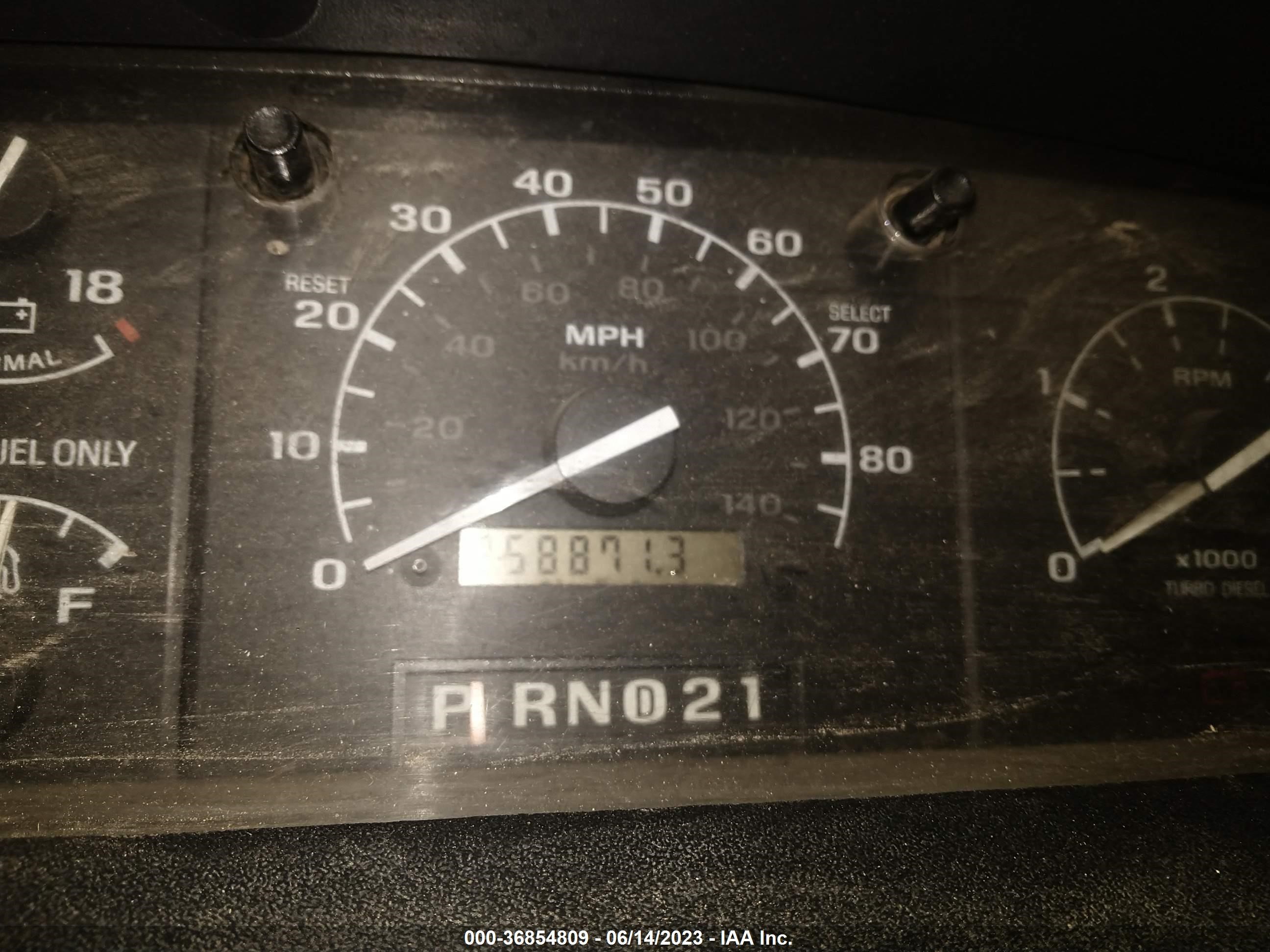 Photo 6 VIN: 1FTHX26F0TEB34732 - FORD F250 