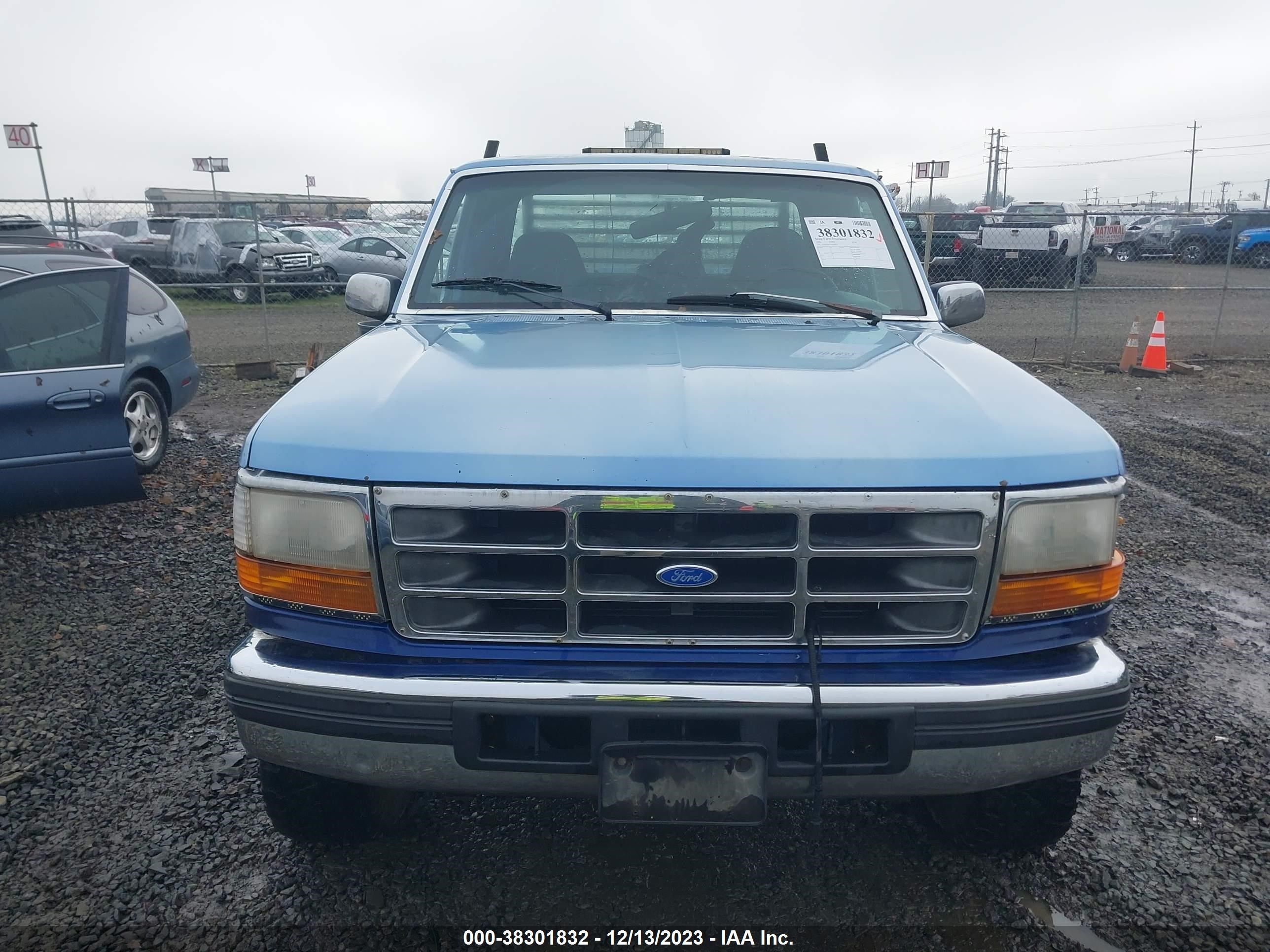 Photo 11 VIN: 1FTHX26F1TEA28418 - FORD F250 