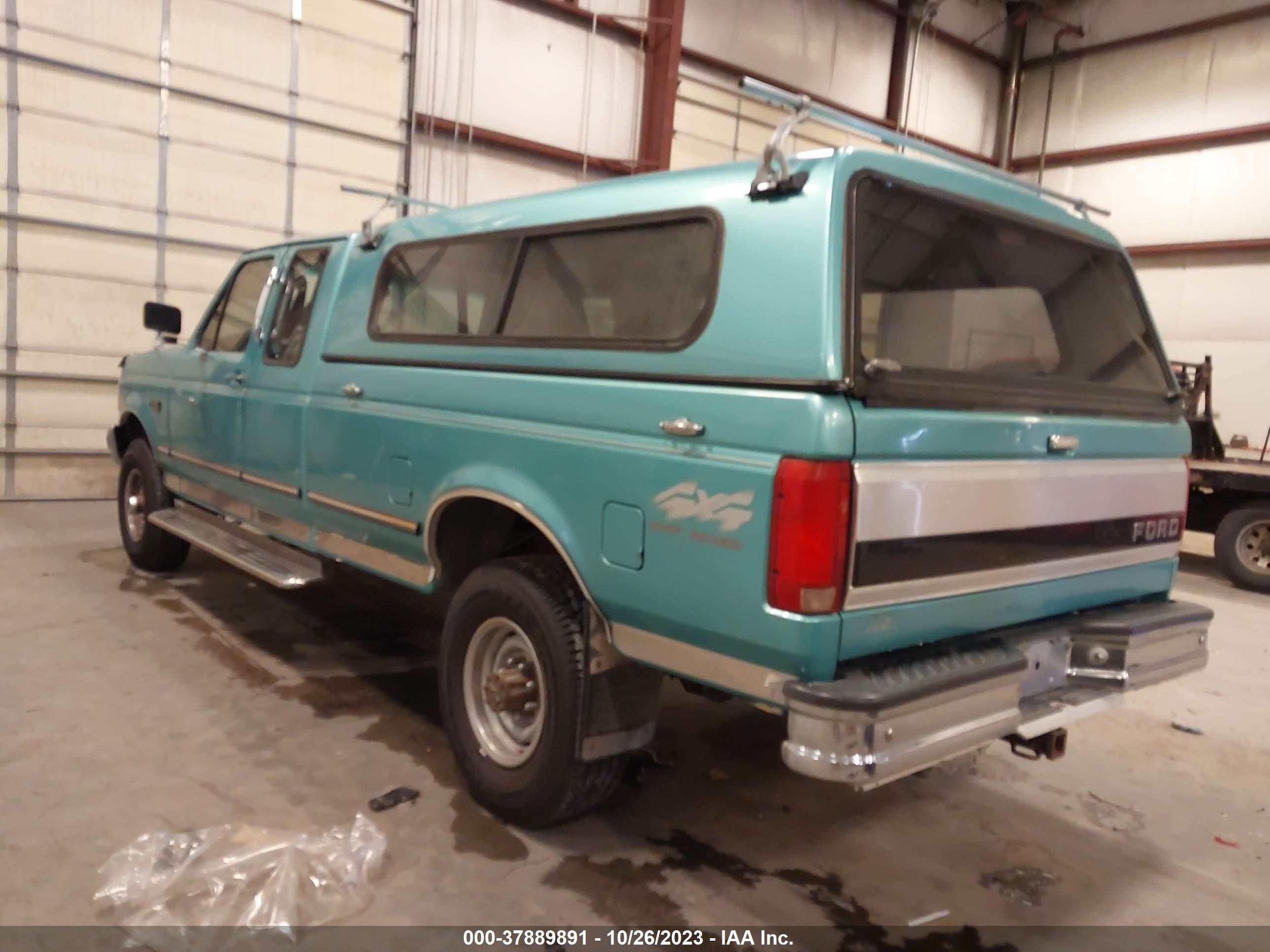 Photo 2 VIN: 1FTHX26F2TEA98882 - FORD F250 