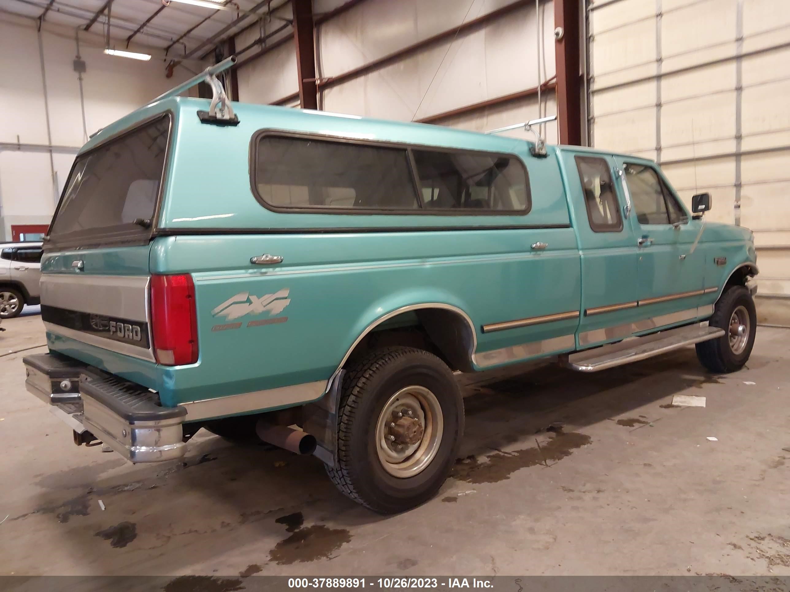 Photo 3 VIN: 1FTHX26F2TEA98882 - FORD F250 