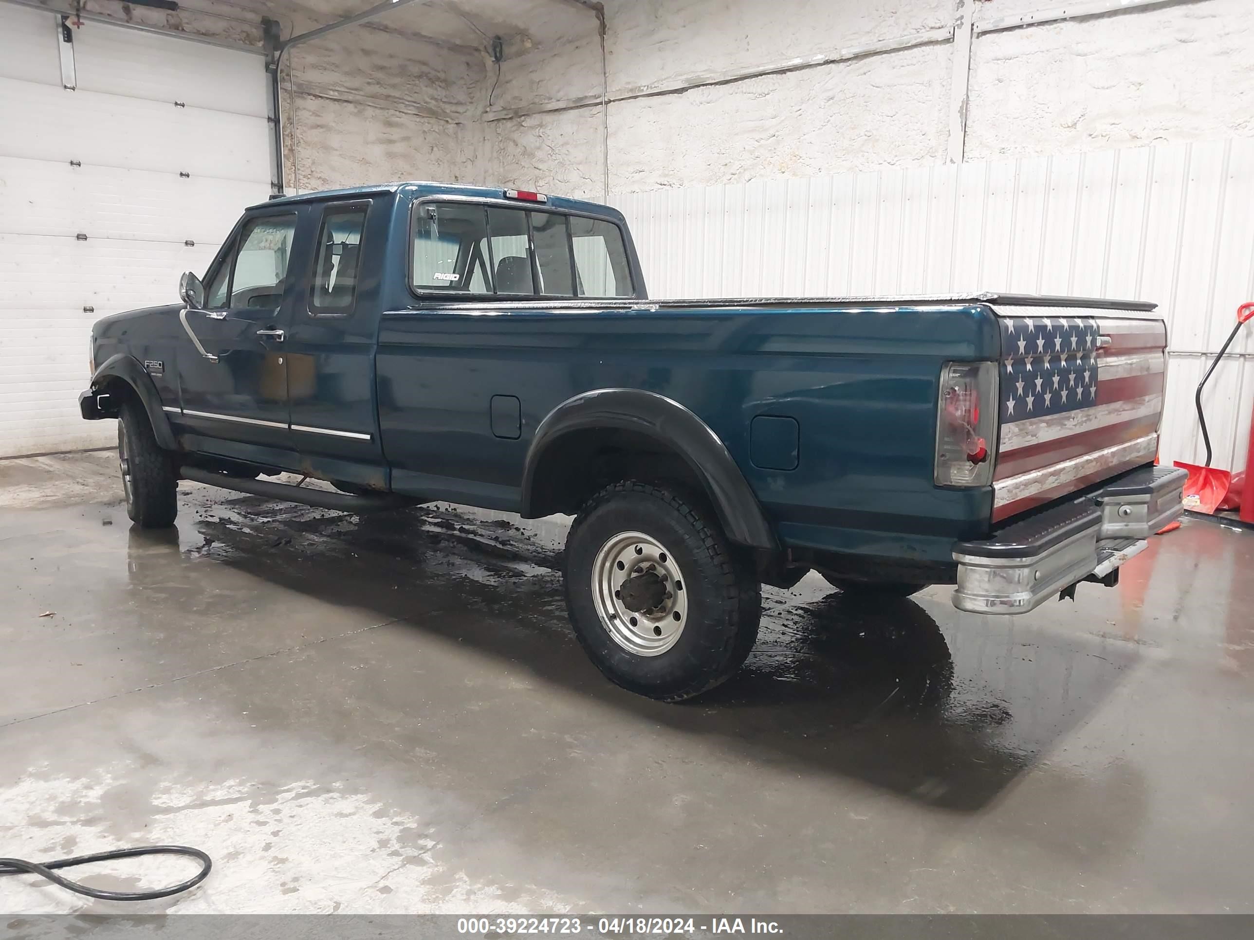 Photo 2 VIN: 1FTHX26F3TEB49631 - FORD F250 